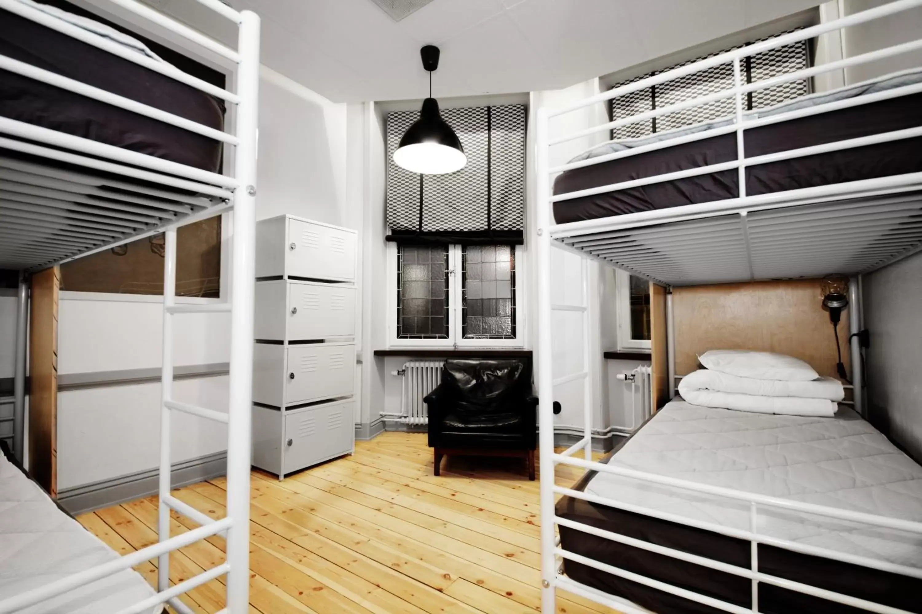 Bedroom, Bunk Bed in City Backpackers Hostel
