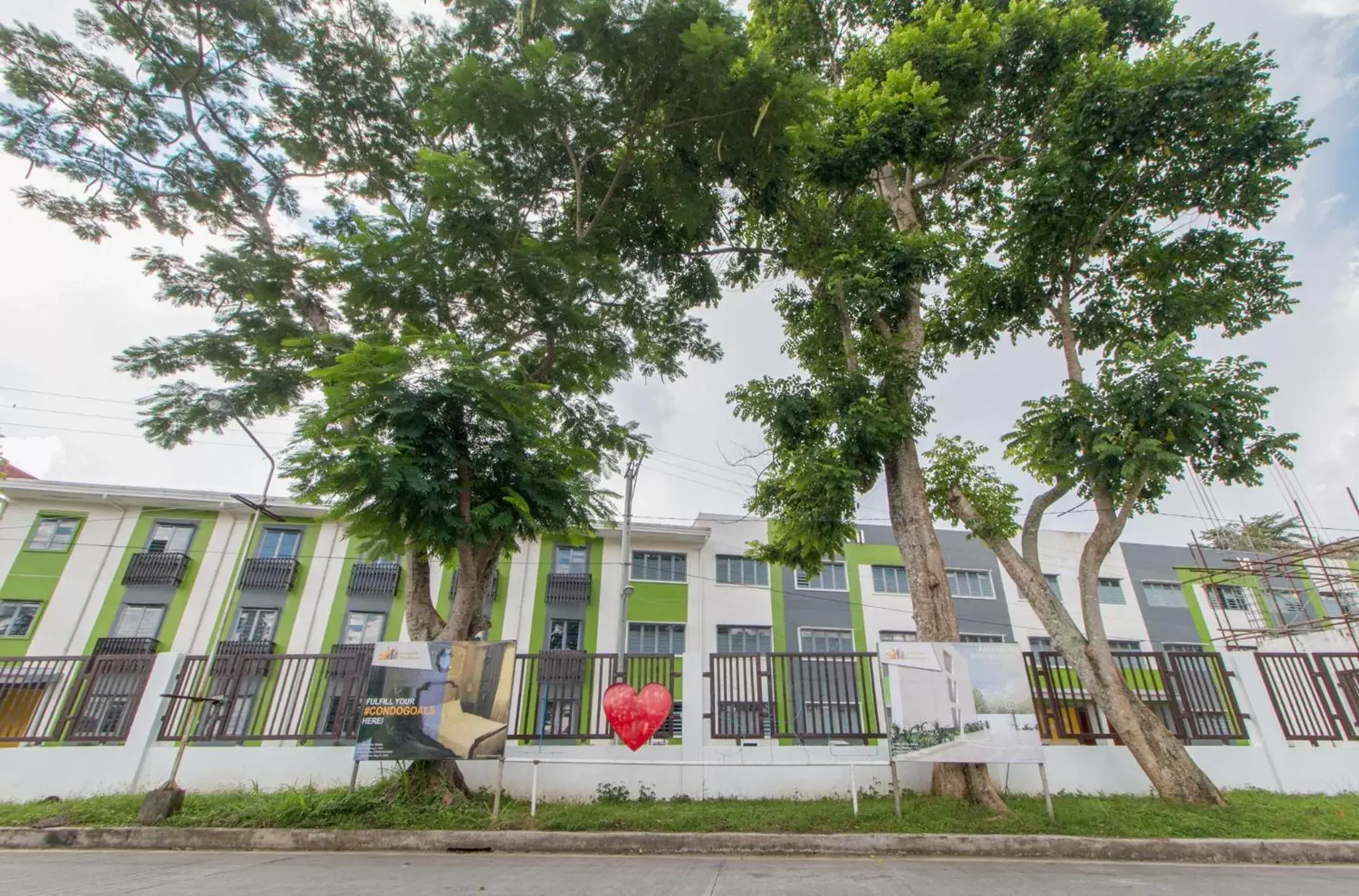 Property building in RedDoorz @ Sunfields Lipa Batangas Property building in RedDoorz @ Sunfields Lipa Batangas