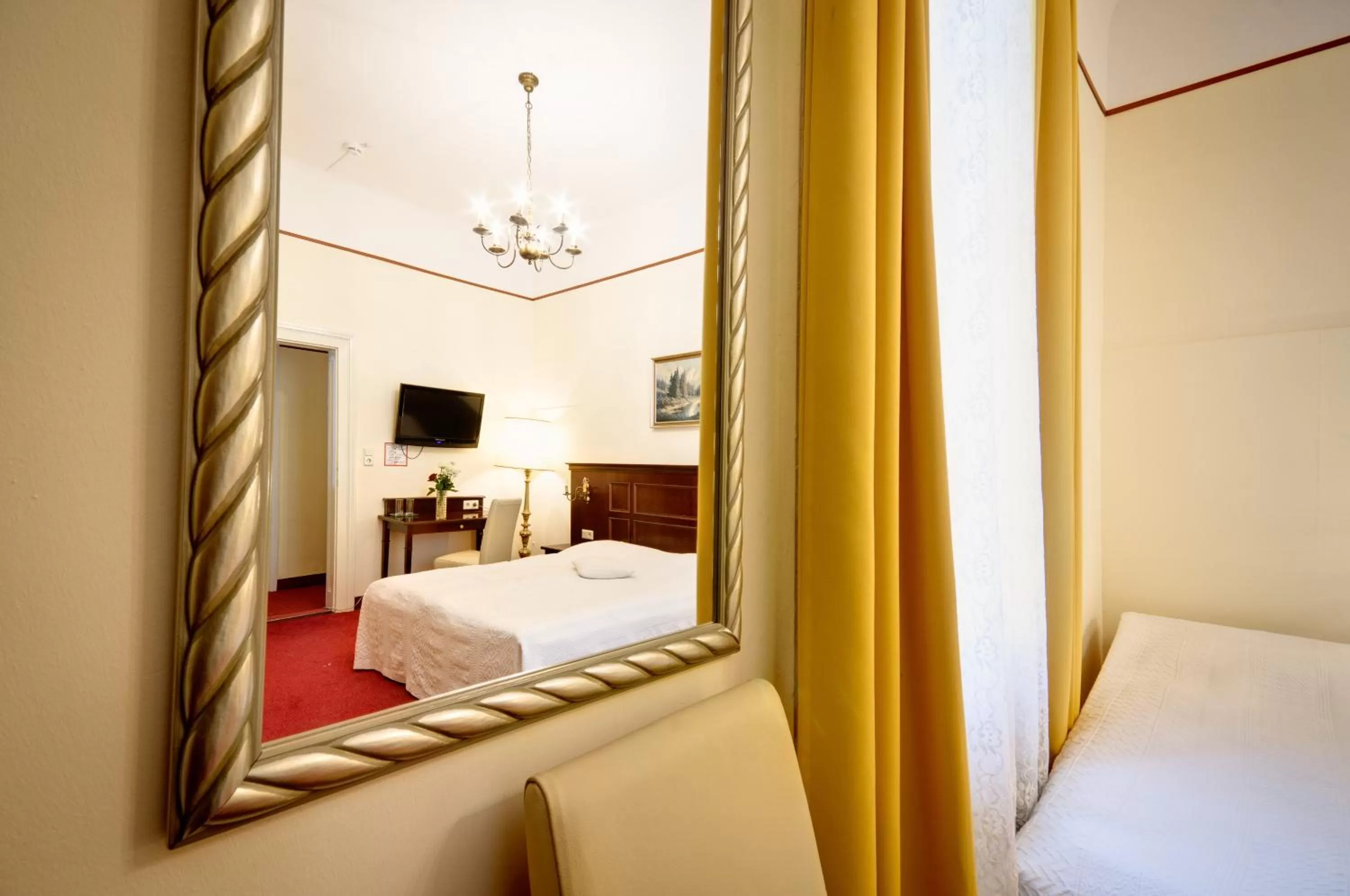 Other, Bed in Hotel Viktoria Schönbrunn