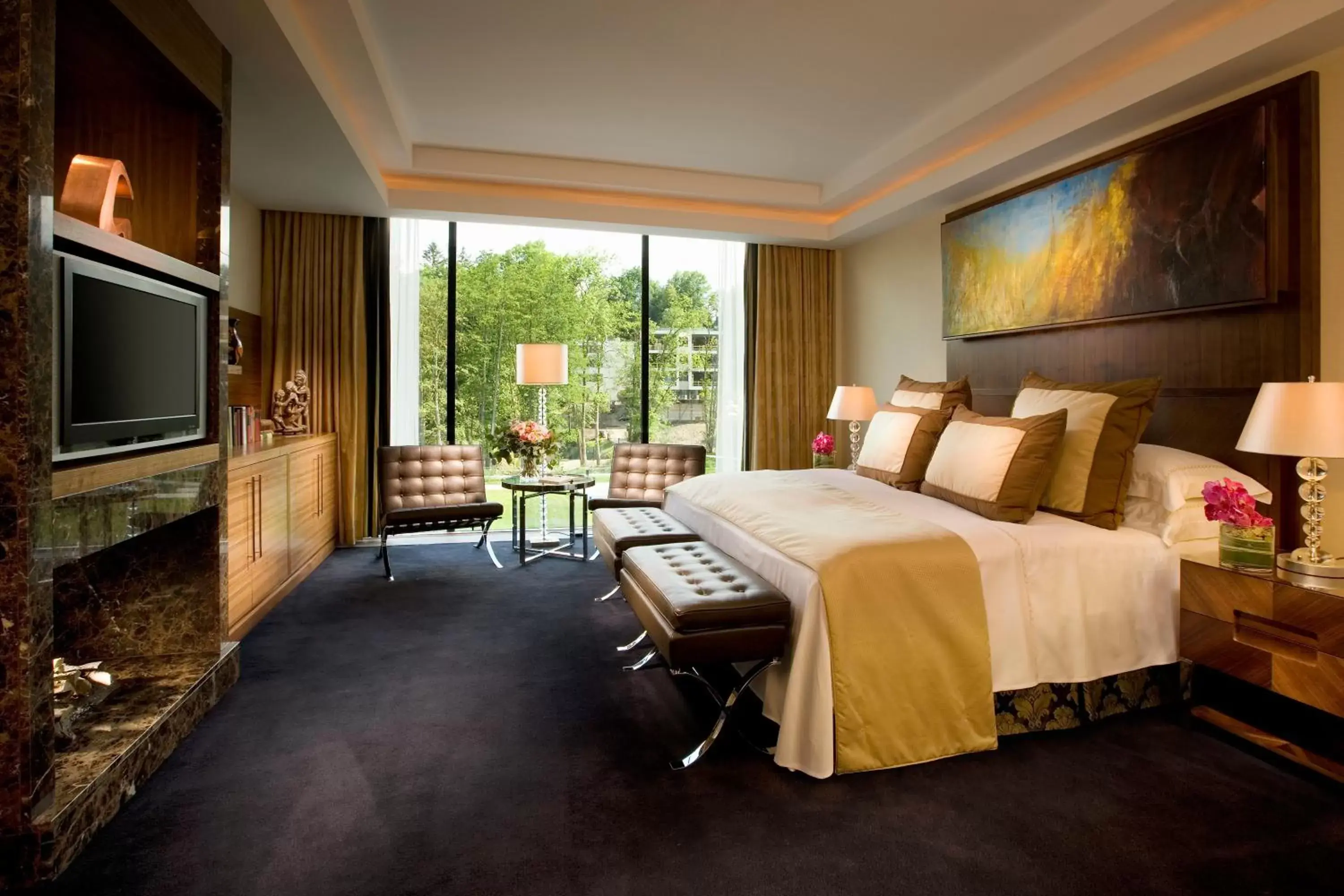 Bed in Falkensteiner Schlosshotel Velden – The Leading Hotels of the World