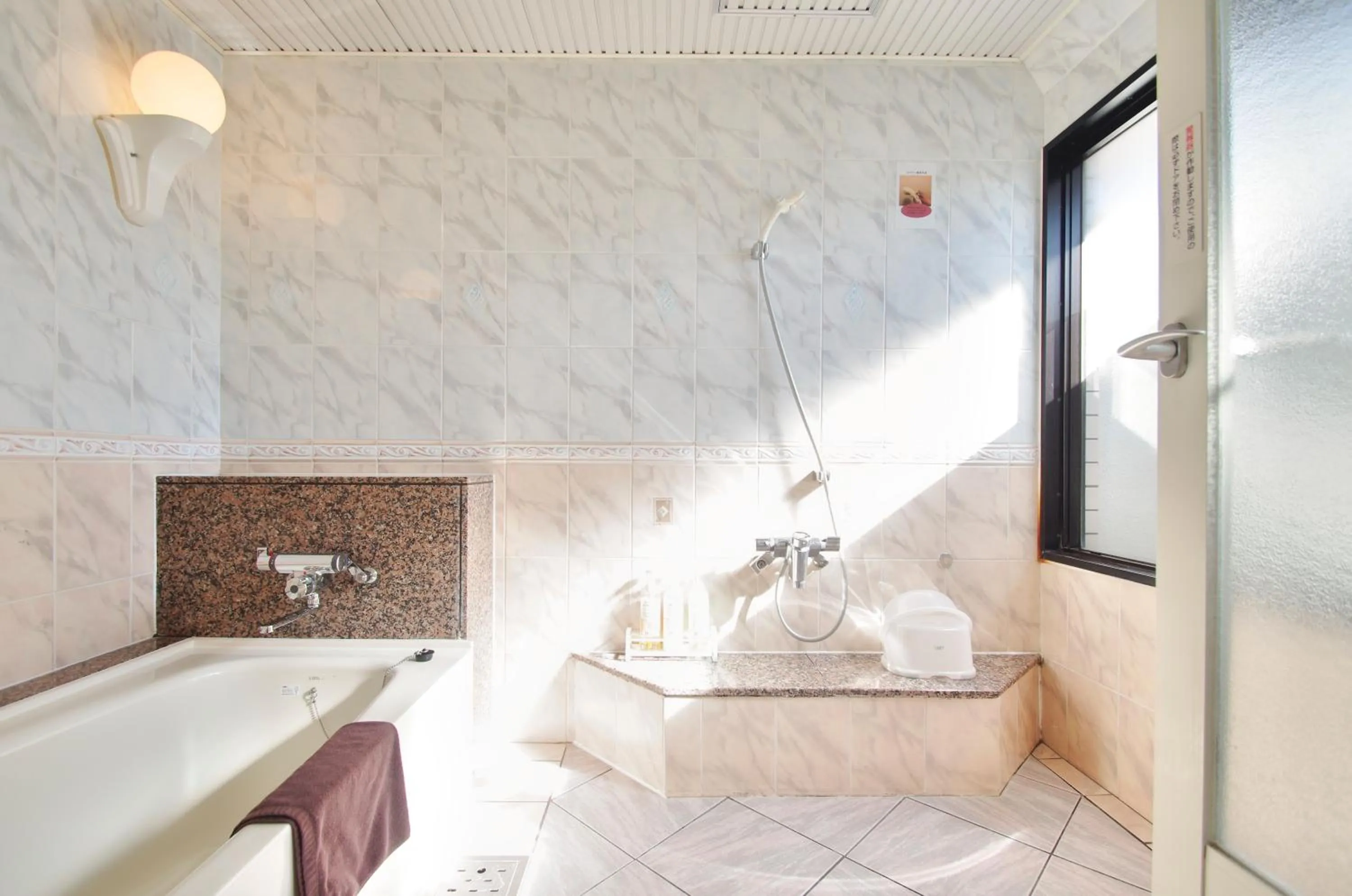 Hotel Imalle Yokohama Isezakicho