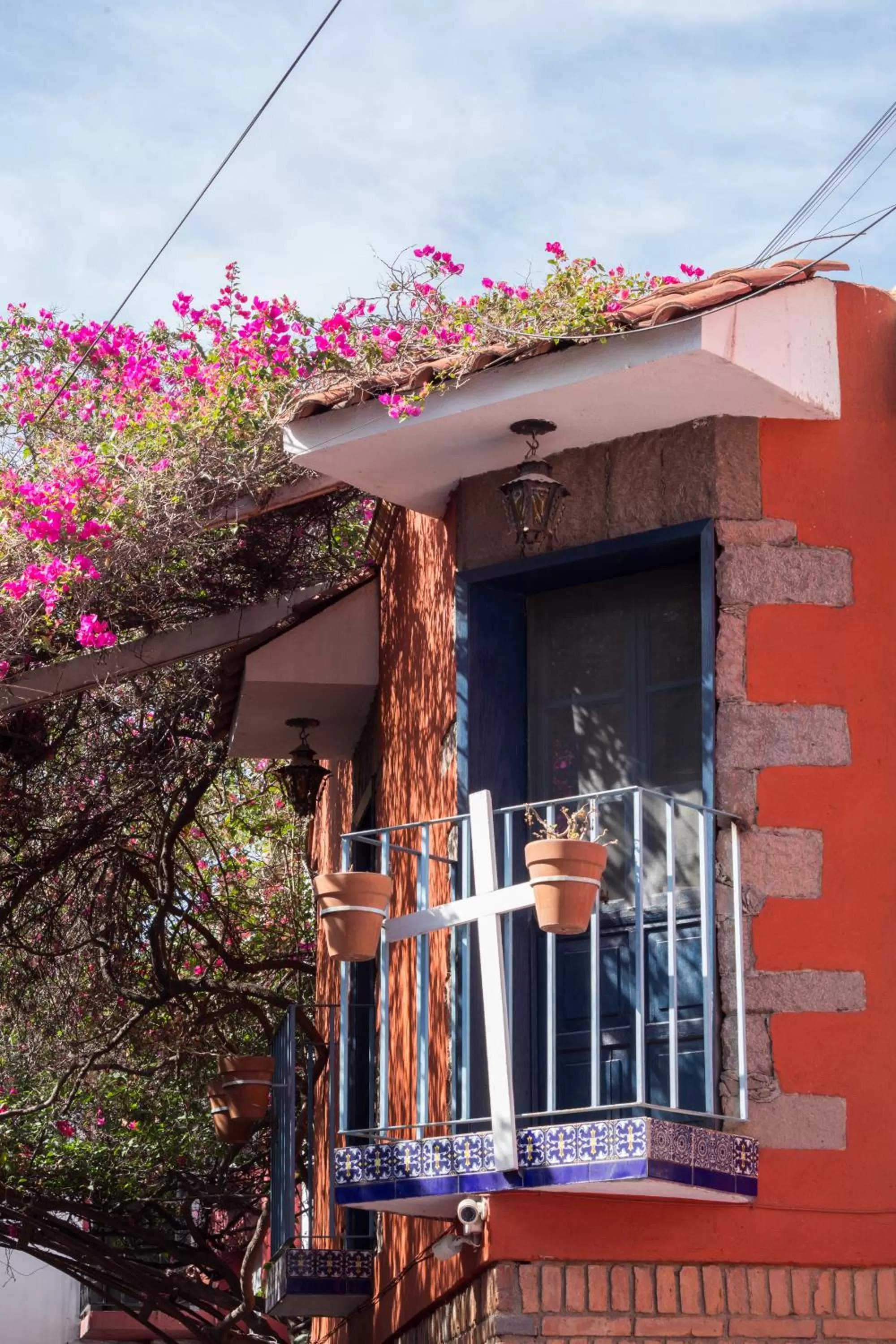 Patio in Hotel Posada Bugambilias