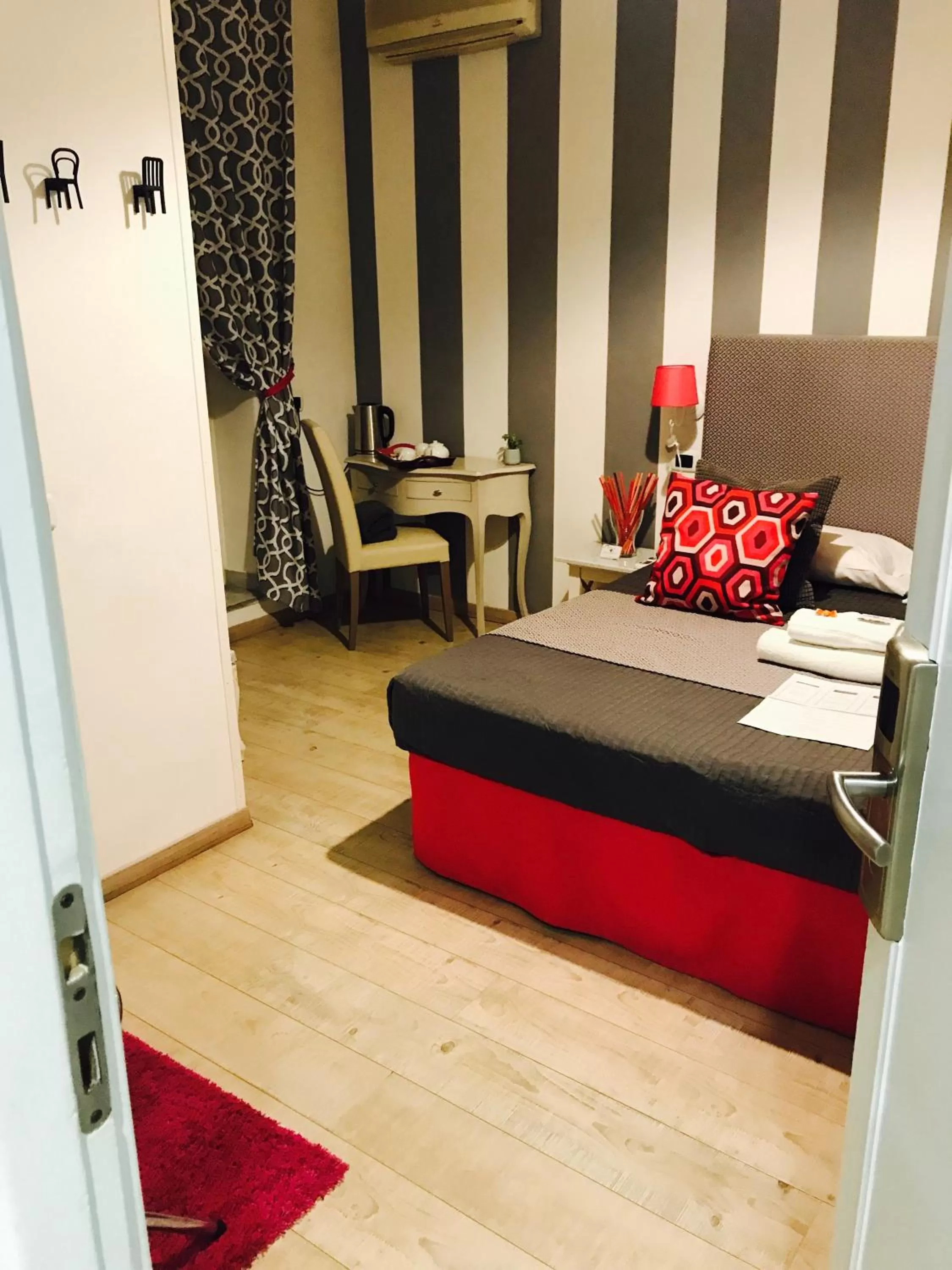 Bed in B&B Exa Rooms - Just Rome