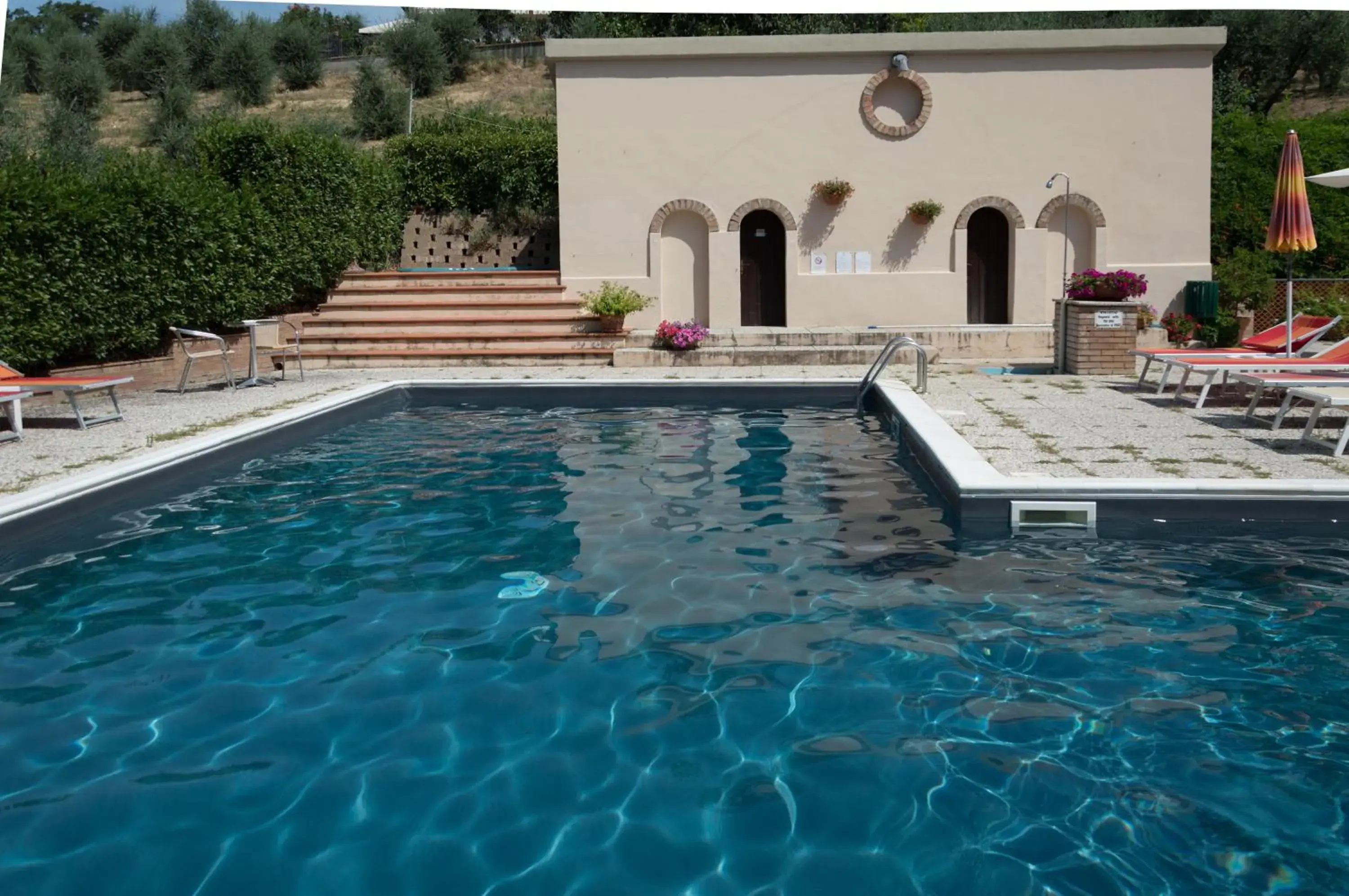 Swimming Pool in Hotel Le Renaie