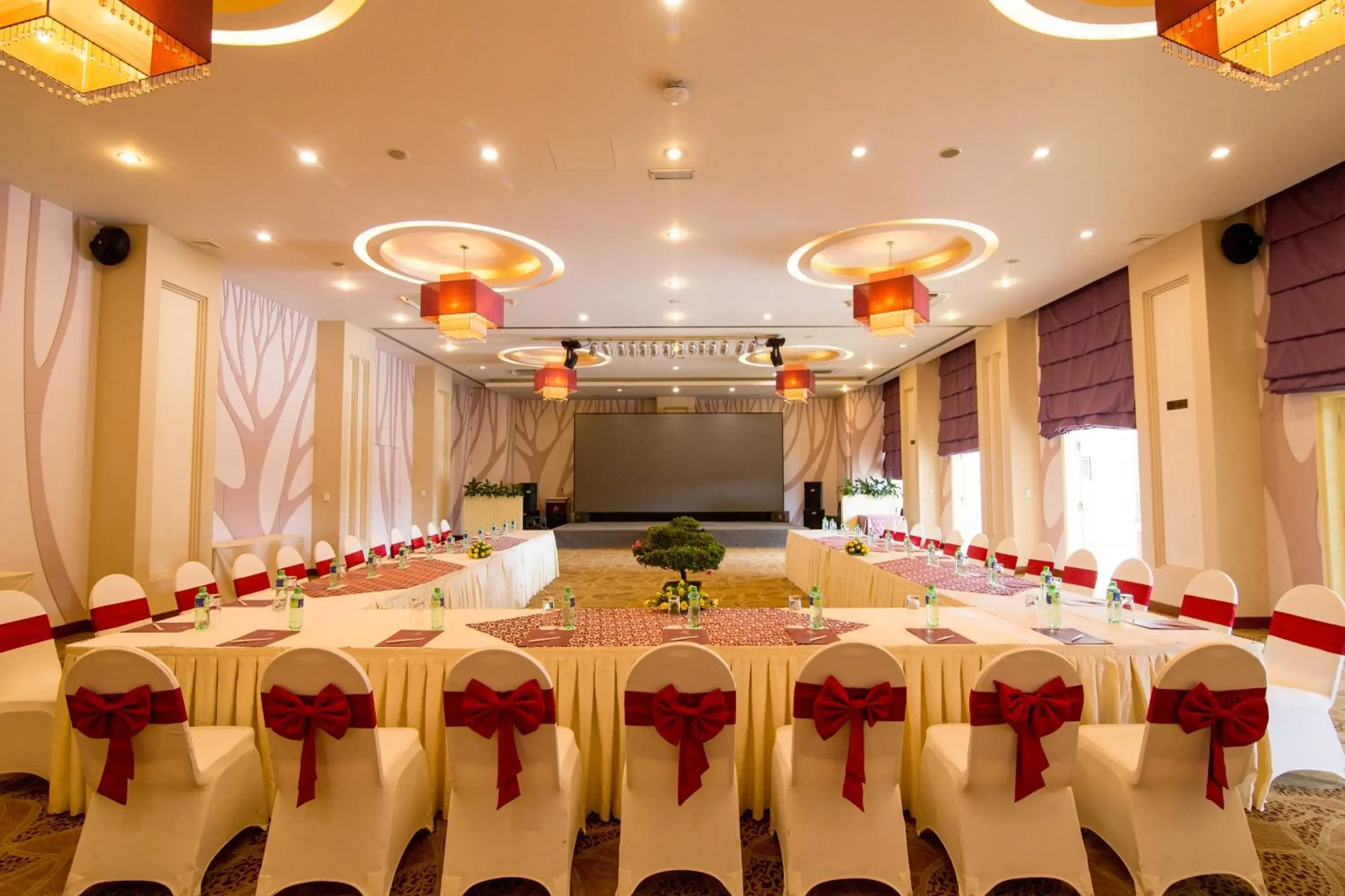 Business facilities, Banquet Facilities in TTC Hotel - Ngoc Lan