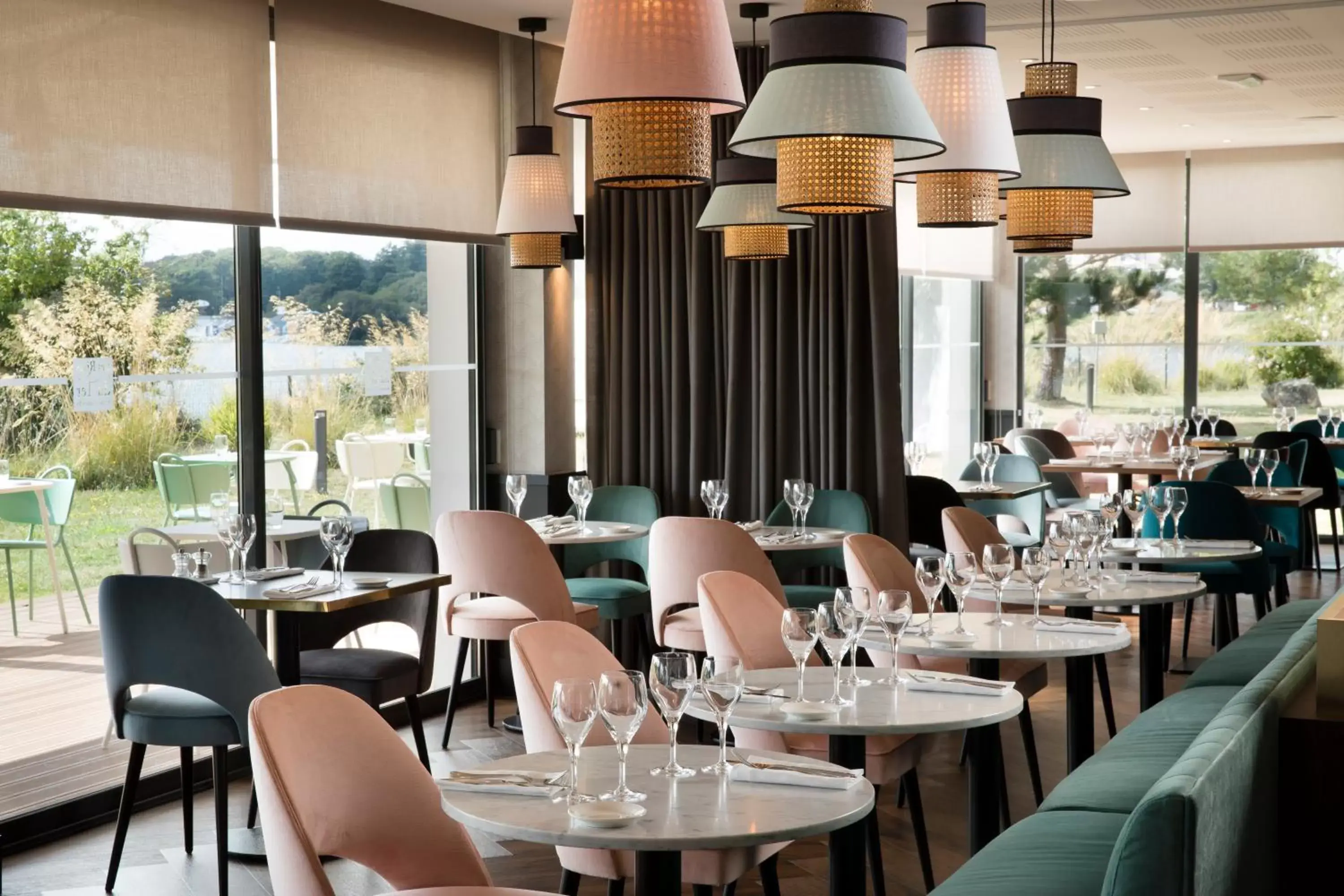 Restaurant/Places to Eat in Best Western Plus Hotel les Rives du Ter