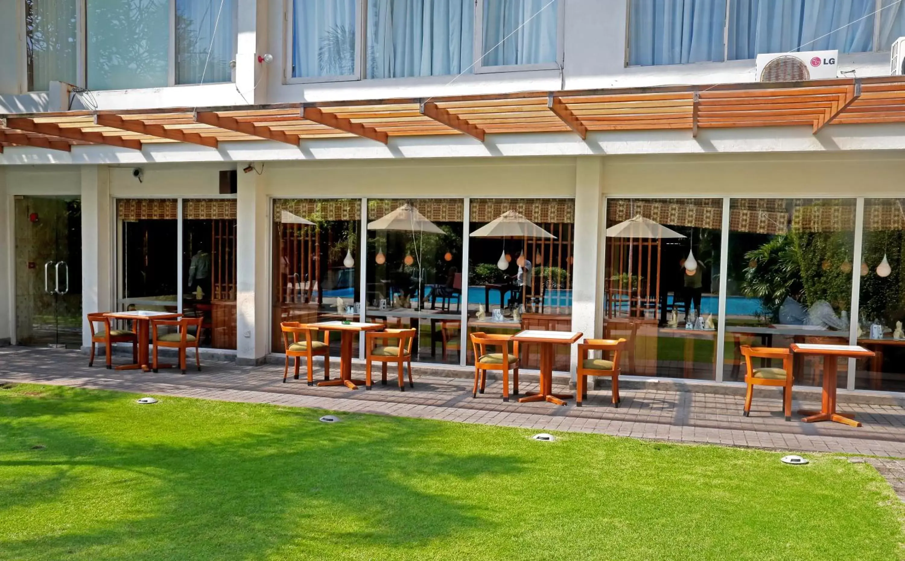 Restaurant/places to eat in Ramada Colombo Restaurant/places to eat in Ramada Colombo