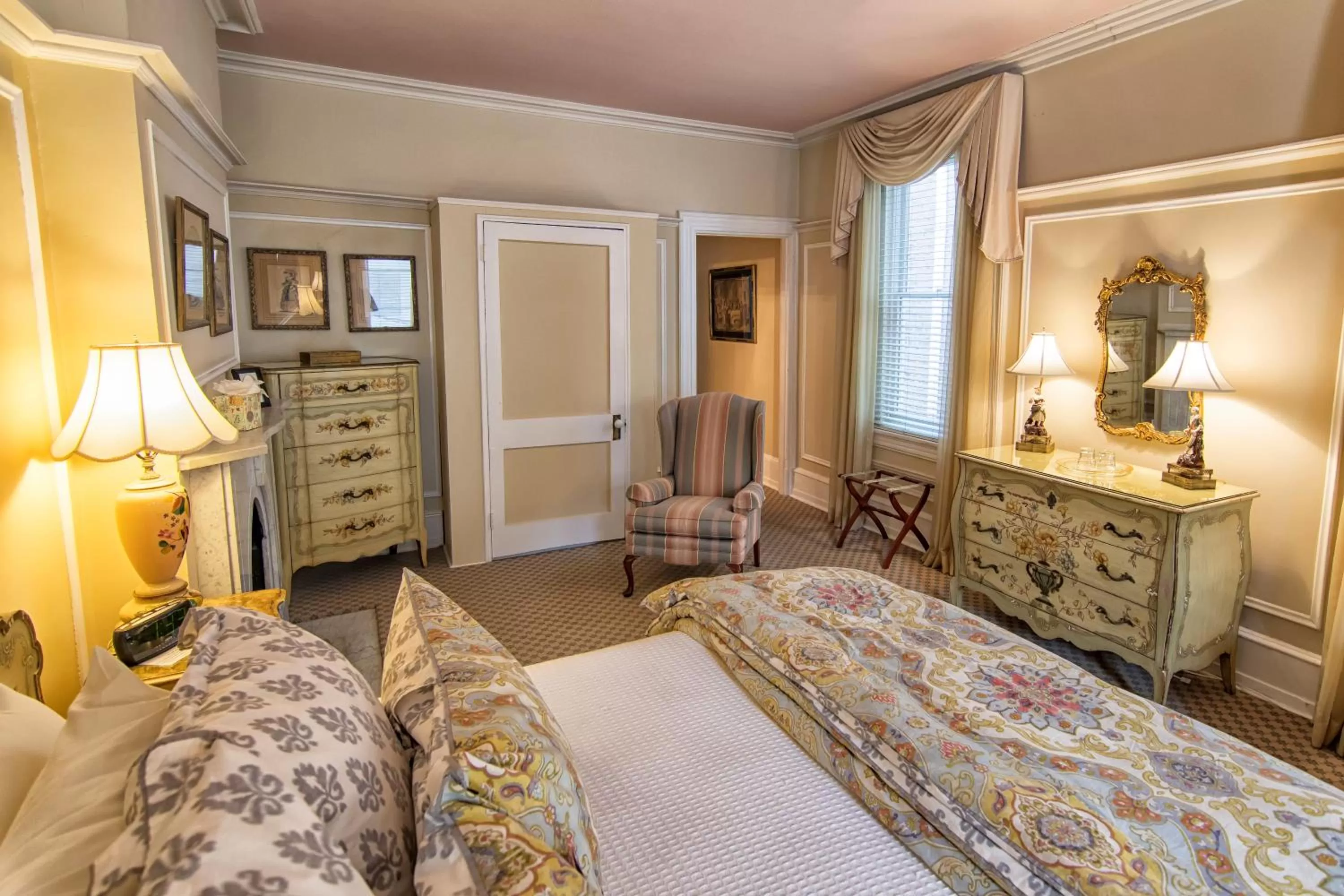 Bedroom in La Reserve Bed and Breakfast