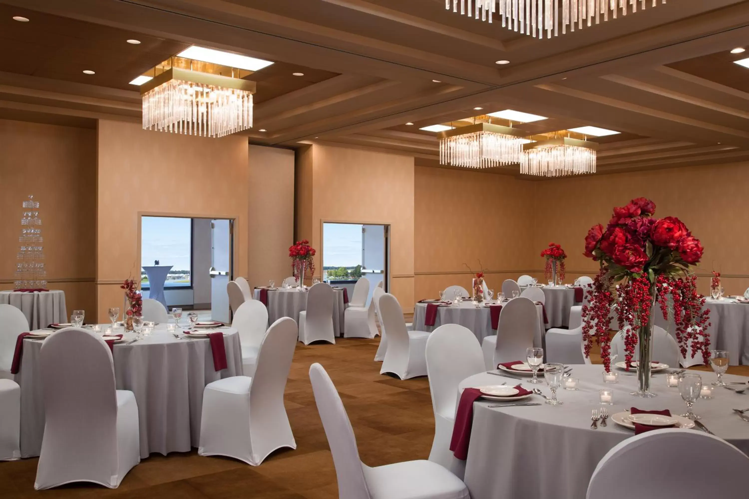 Banquet/Function facilities, Banquet Facilities in The Lakefront Anchorage