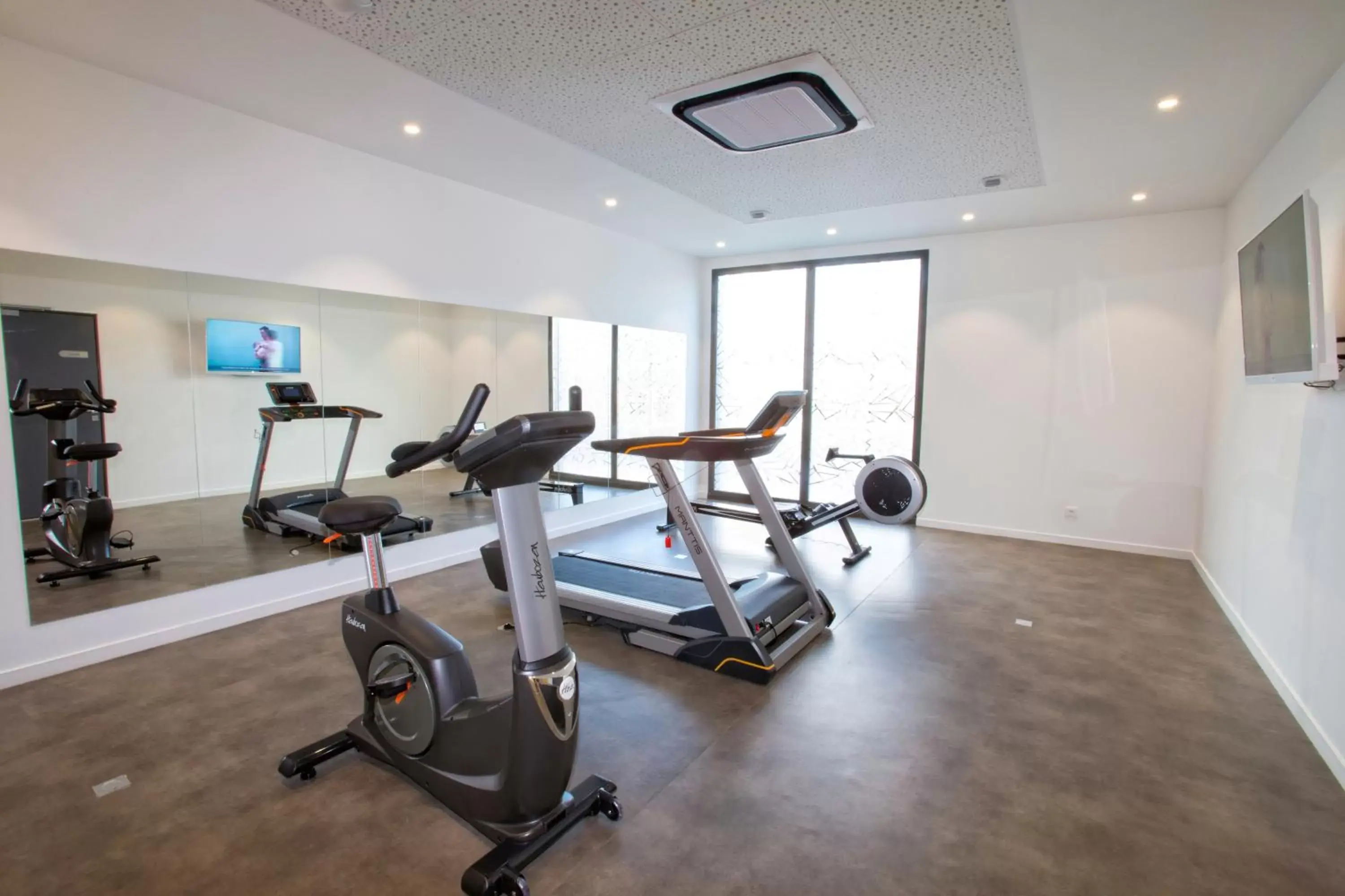 Fitness centre/facilities, Fitness Center/Facilities in All Suites Appart Hôtel Bordeaux Pessac