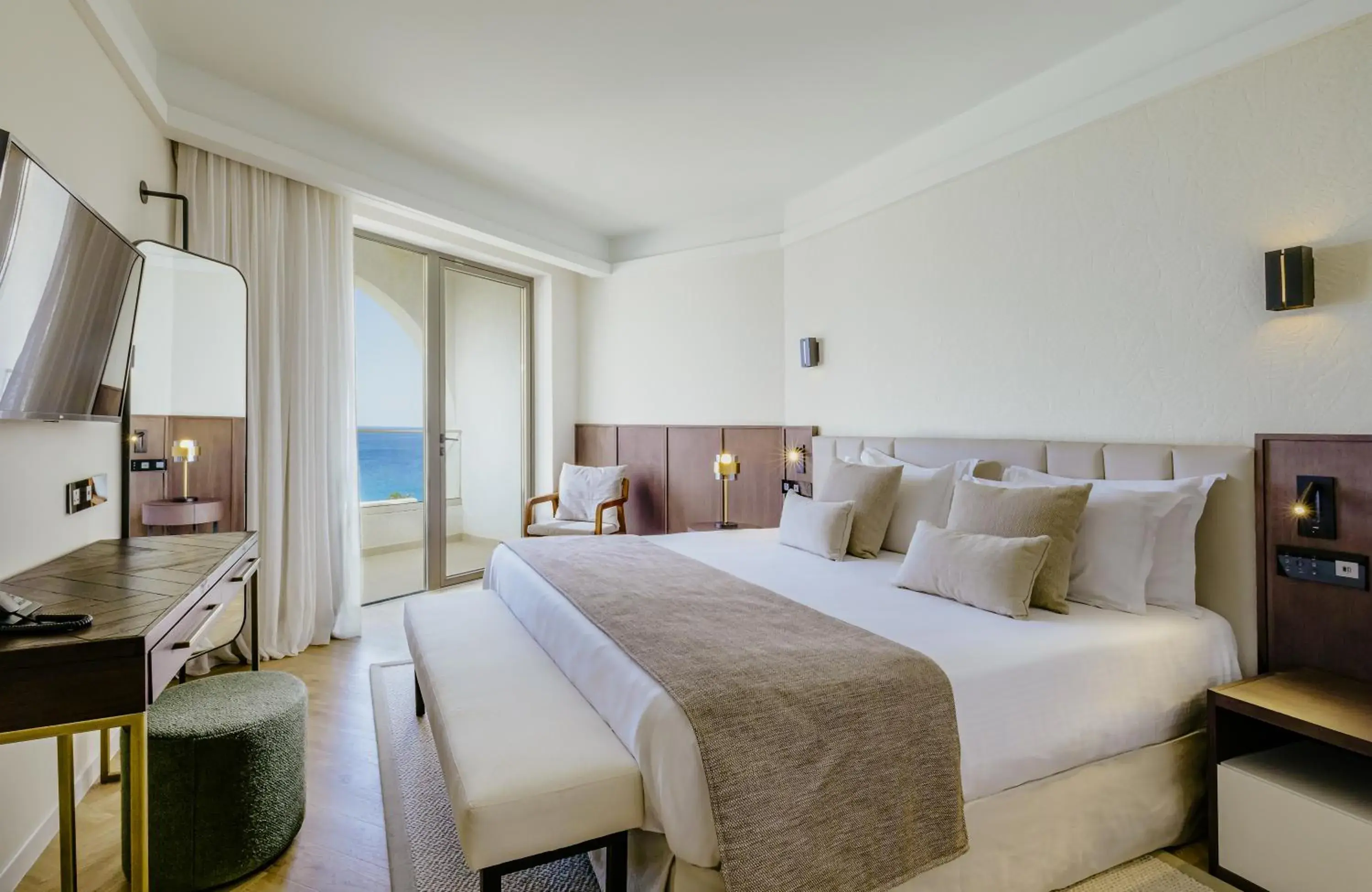 Bed in Golden Coast Beach Hotel