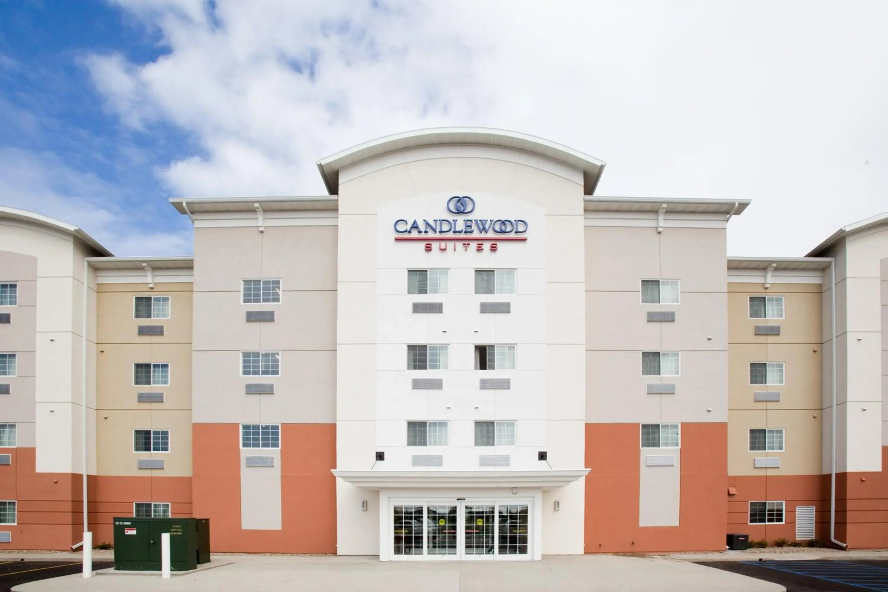 Property building in Candlewood Suites Minot by IHG Property building in Candlewood Suites Minot by IHG