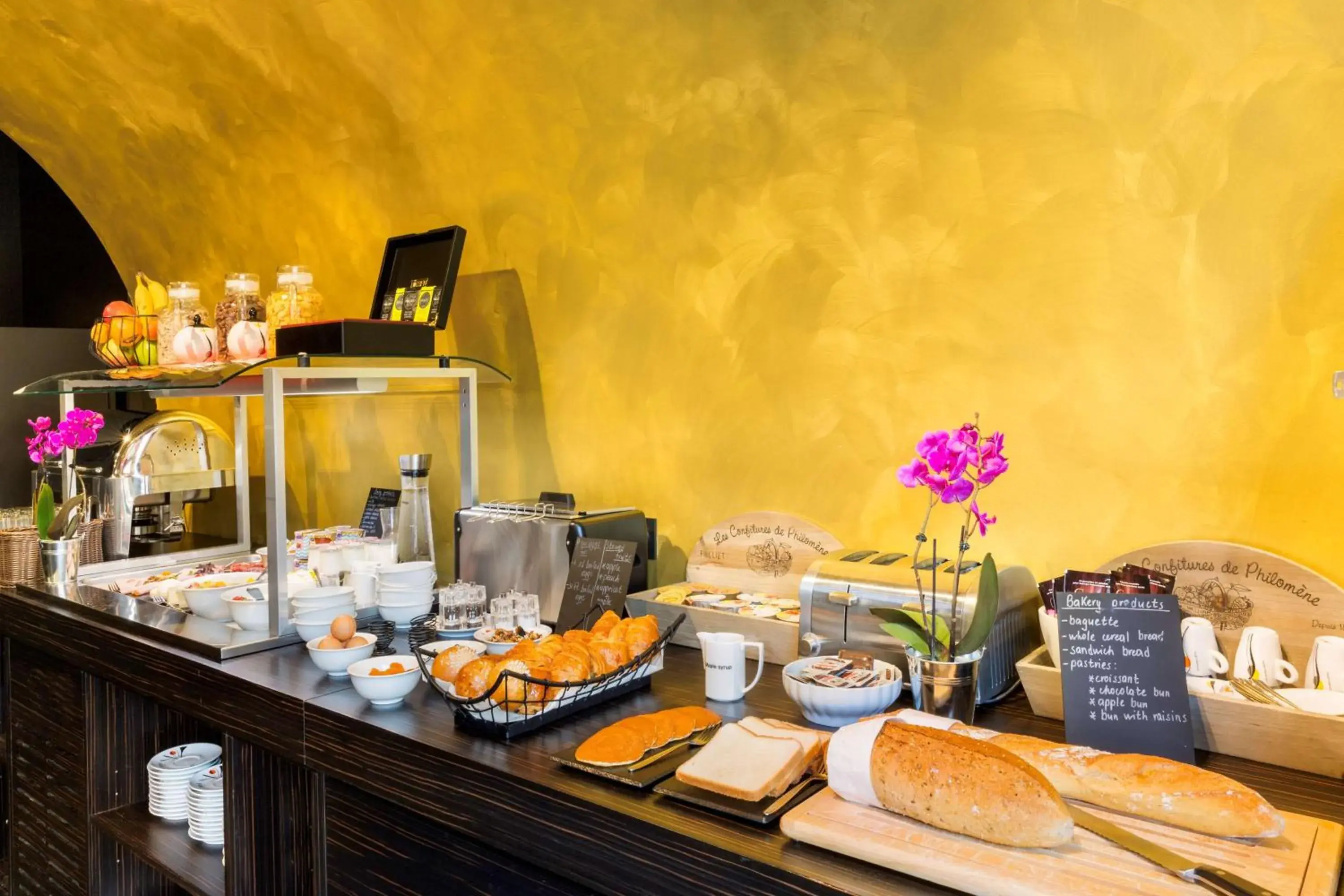 Restaurant/places to eat, Breakfast in Best Western Hotel Journel Saint-Laurent-du-Var