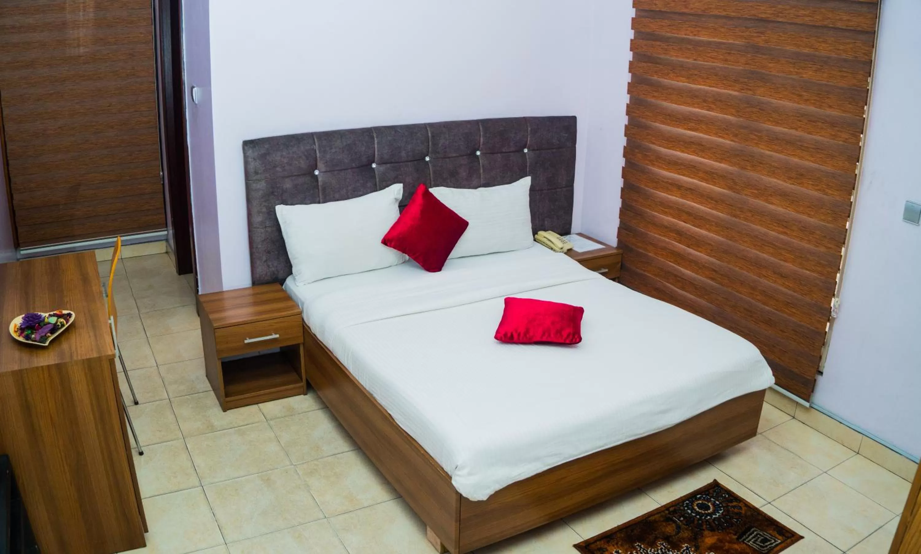 Bed in 1804 Boutique Hotel