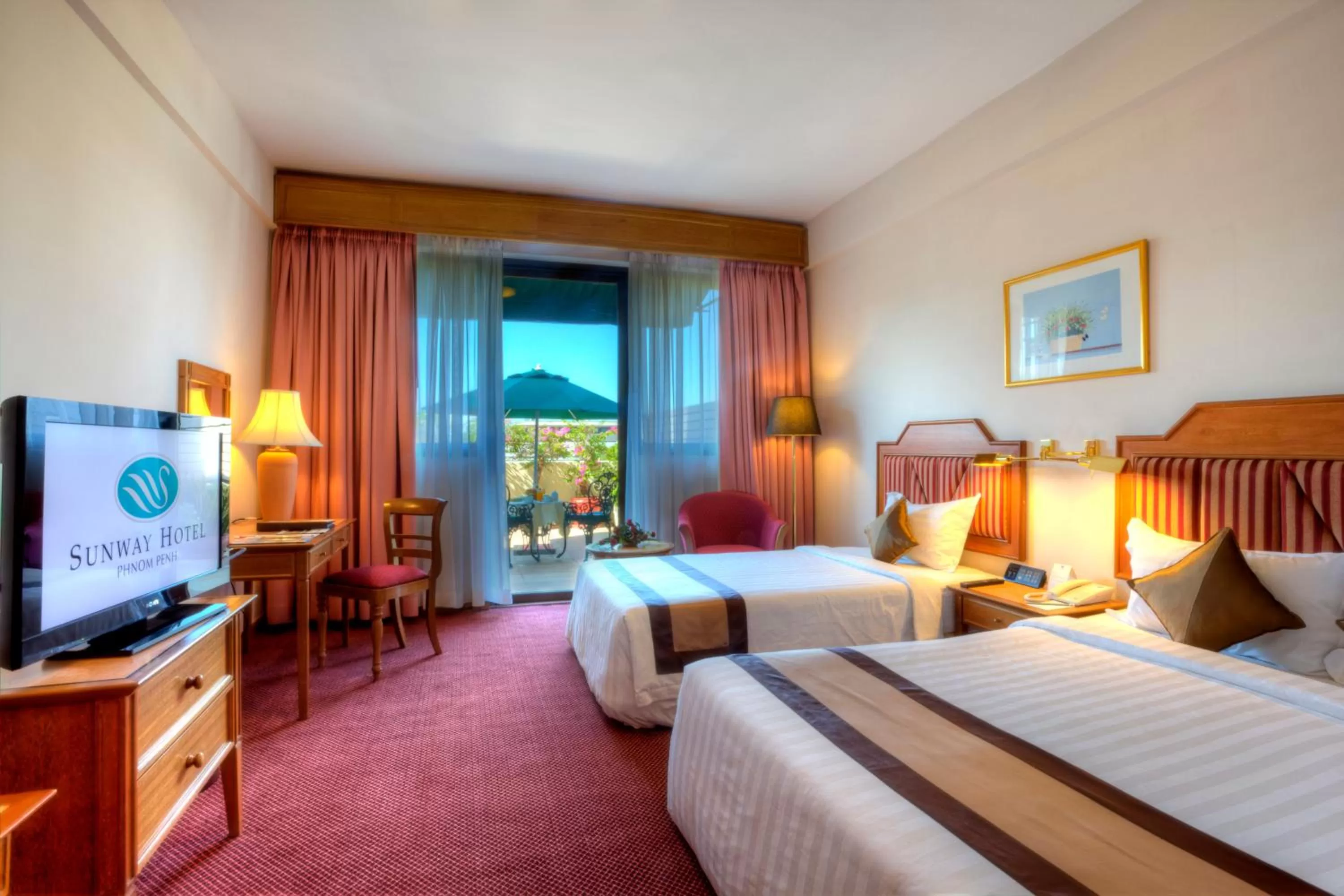 Bed in Sunway Hotel Phnom Penh