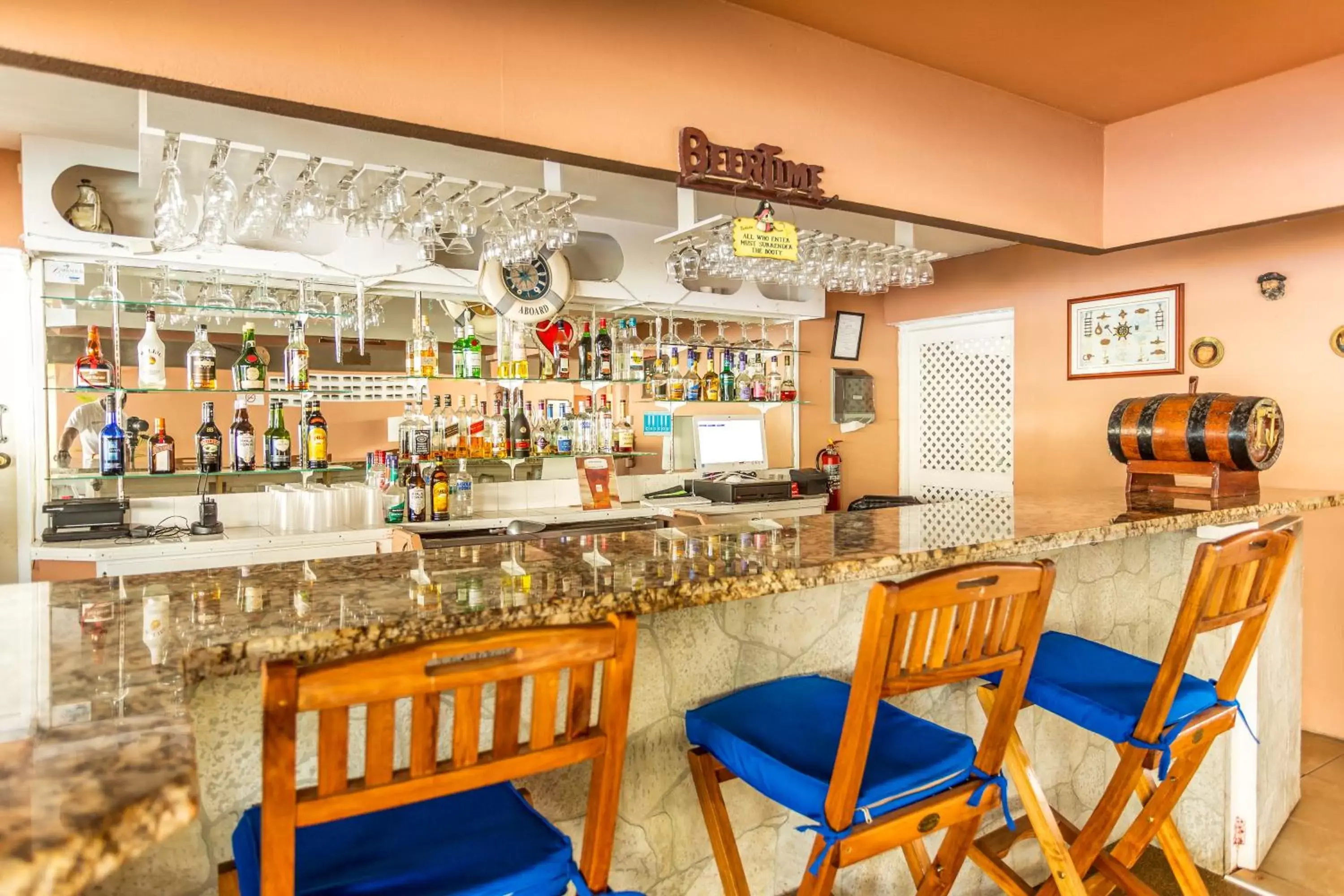 Lounge or bar, Lounge/Bar in Pirate's Inn