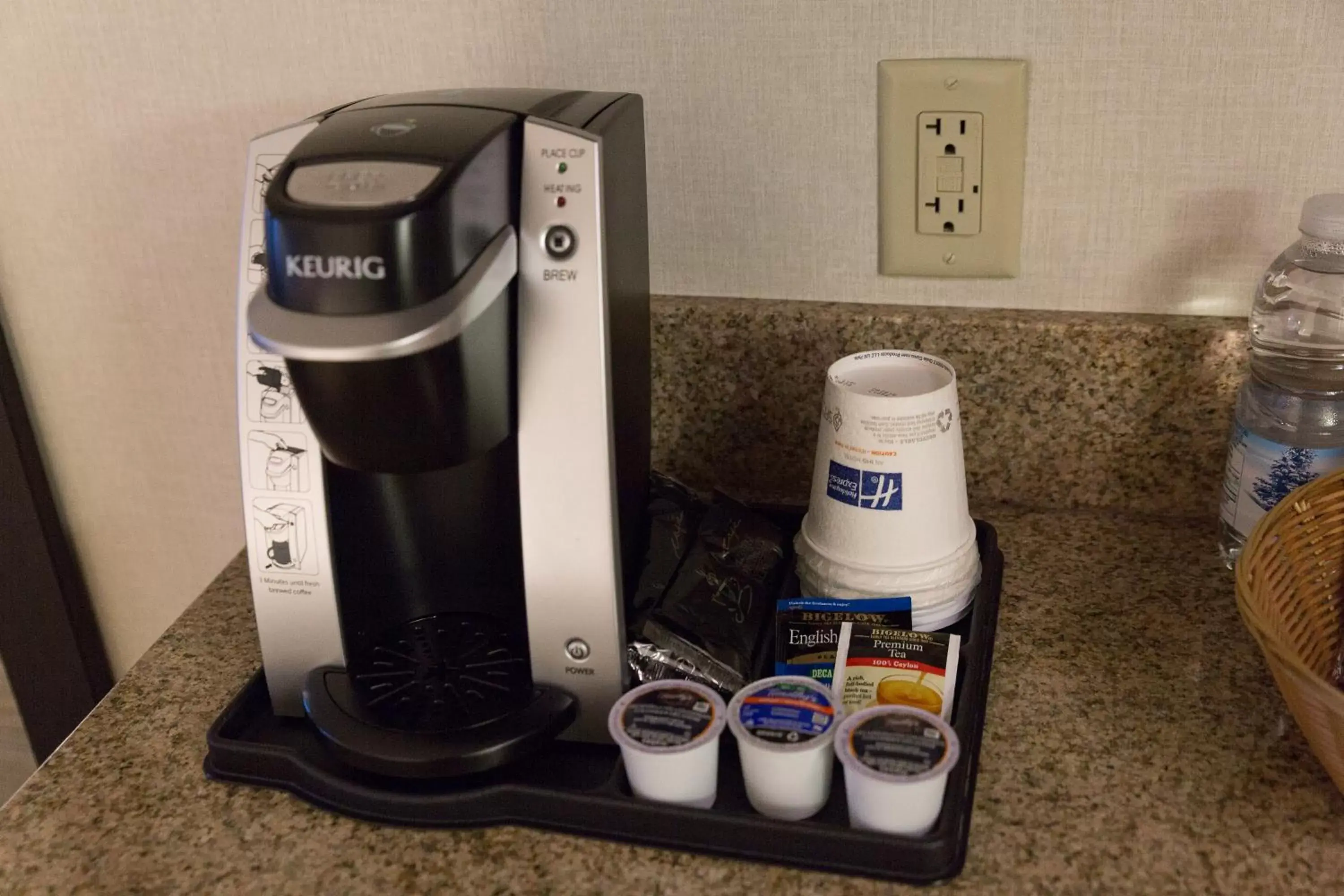 Coffee/Tea Facilities in Holiday Inn Express Brampton, an IHG Hotel