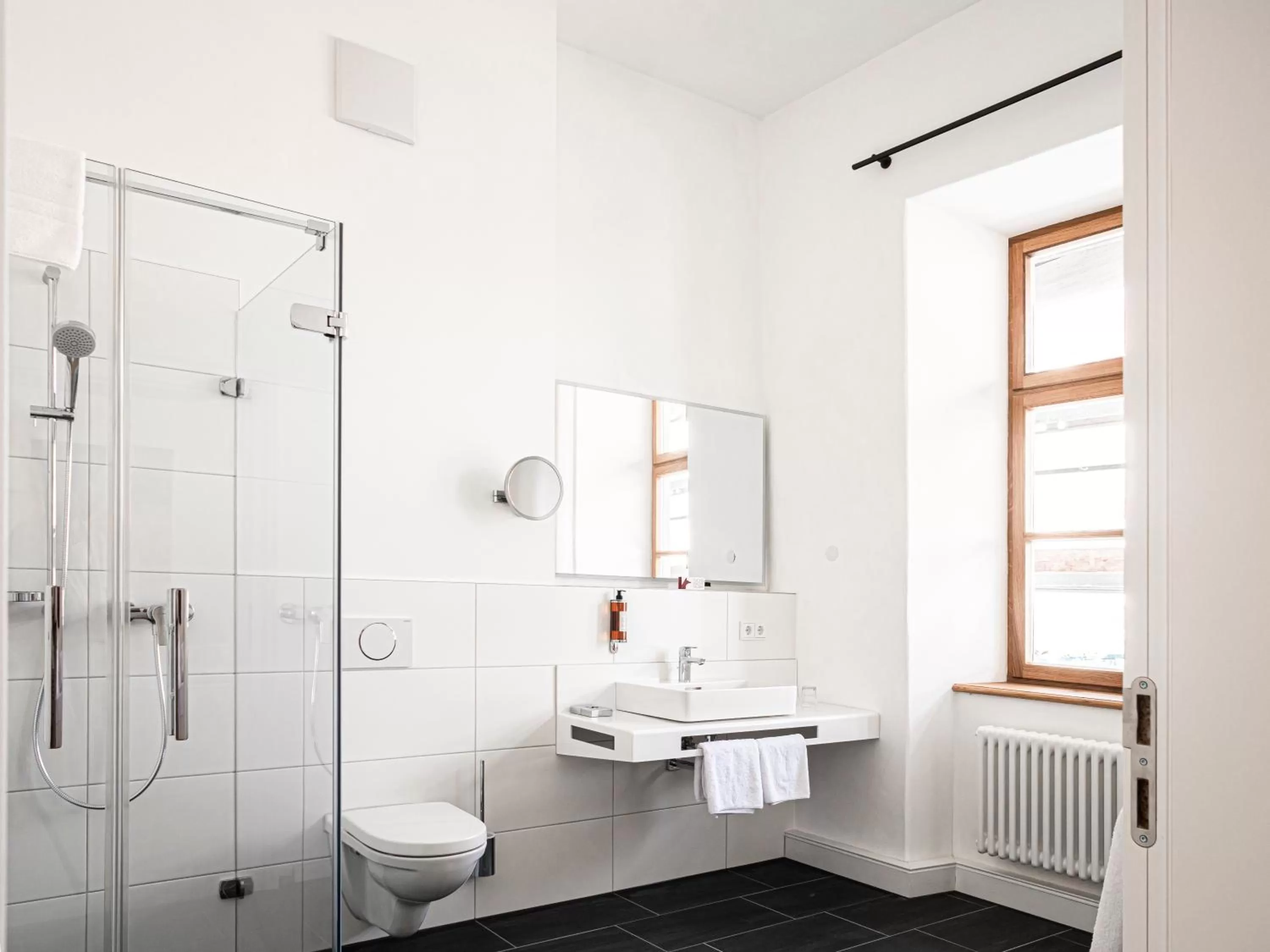 Shower in Post Berching