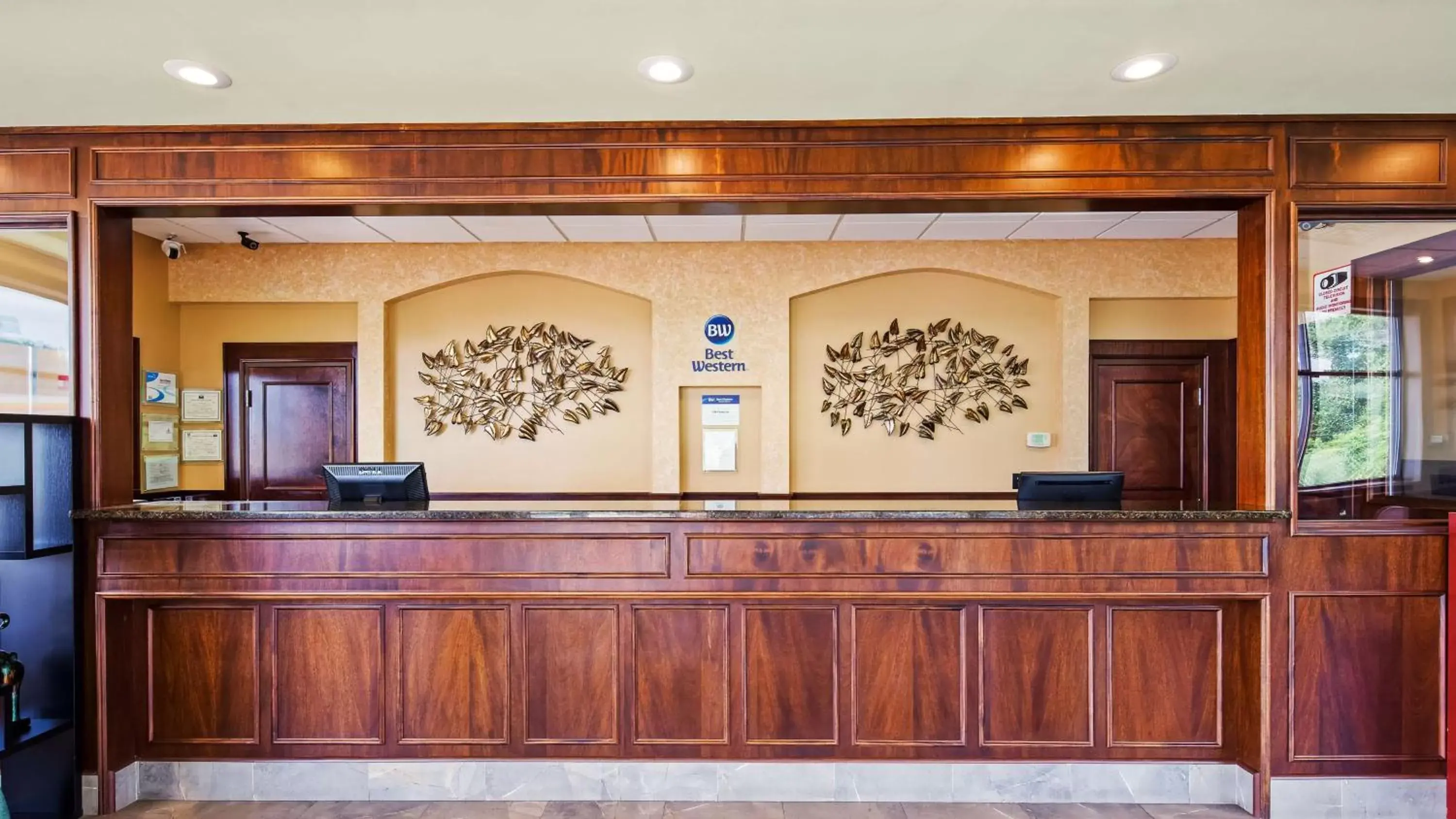 Lobby or reception, Lobby/Reception in Best Western Acworth Inn