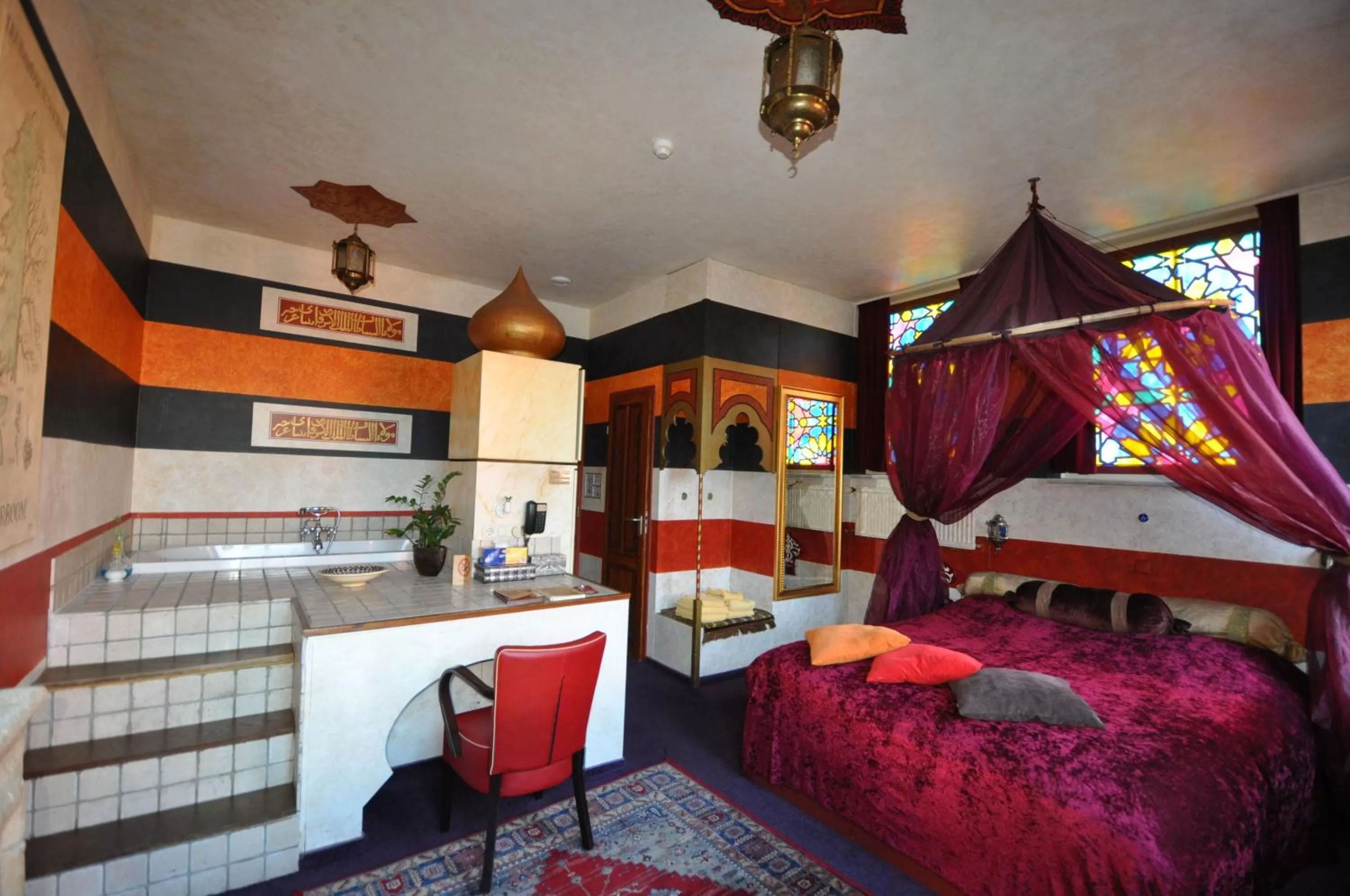 Bed in Hotel de Plataan Delft Centrum