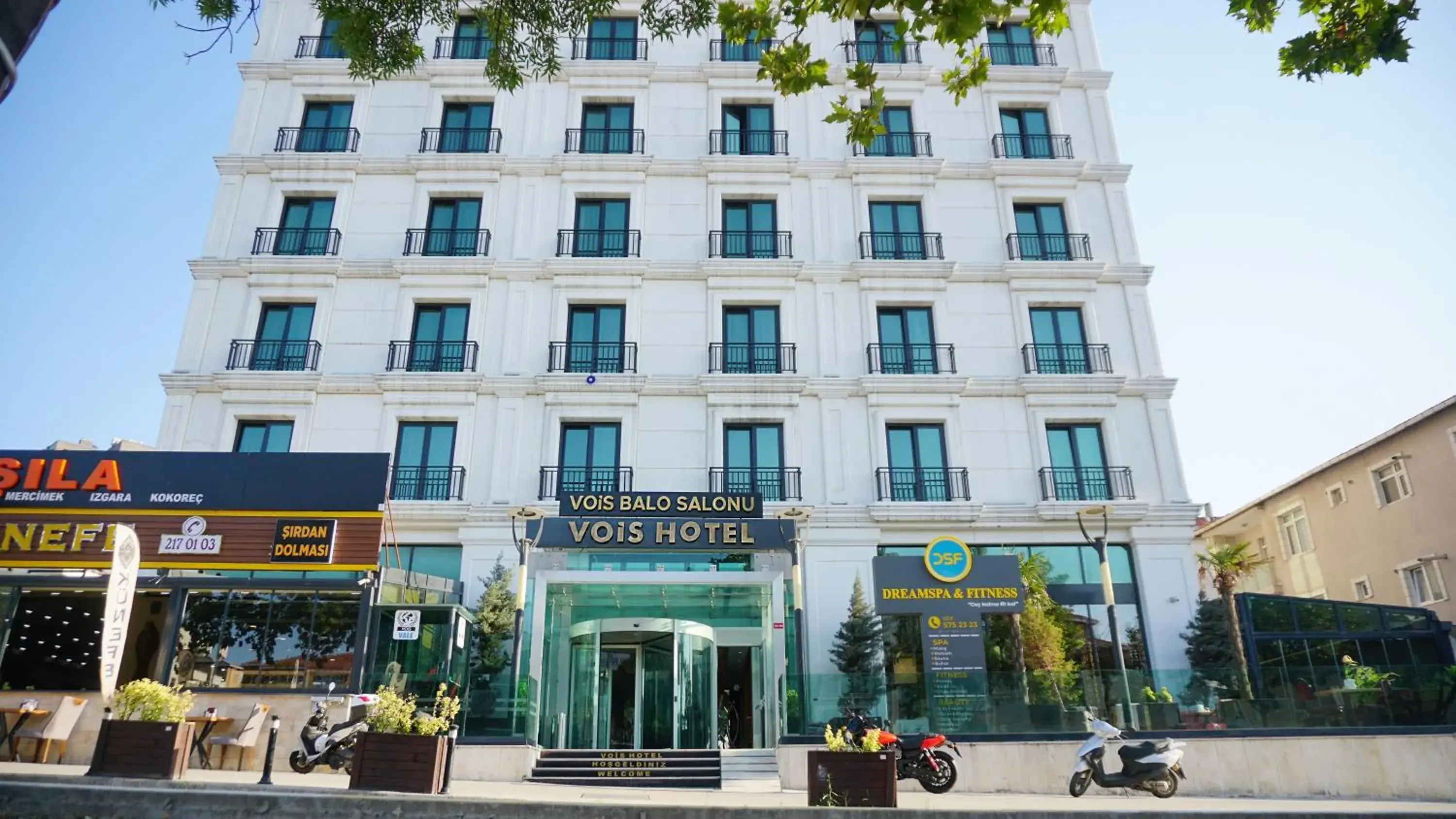 Property Building in Vois Hotel