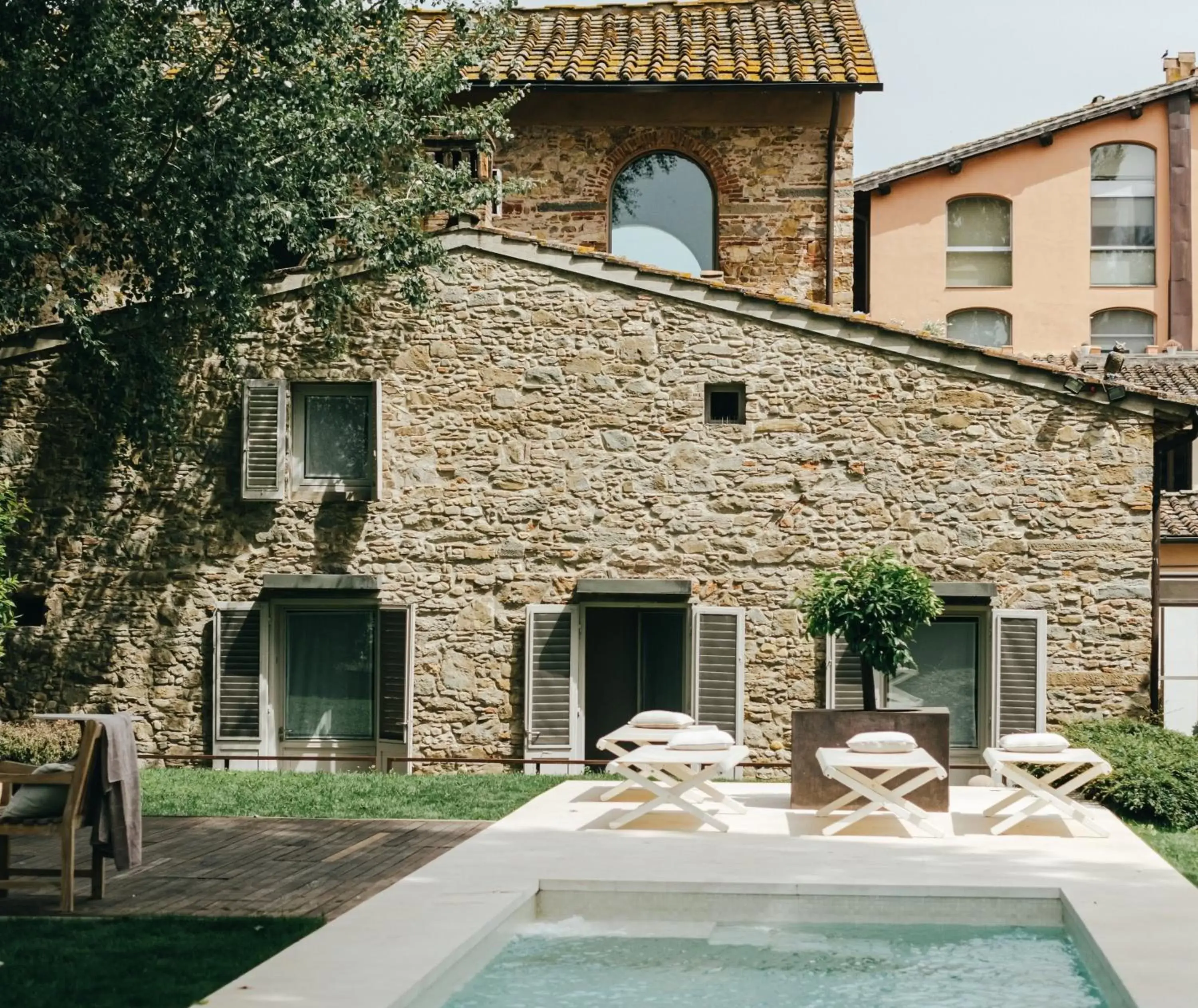 Swimming pool, Property Building in Riva Lofts Florence