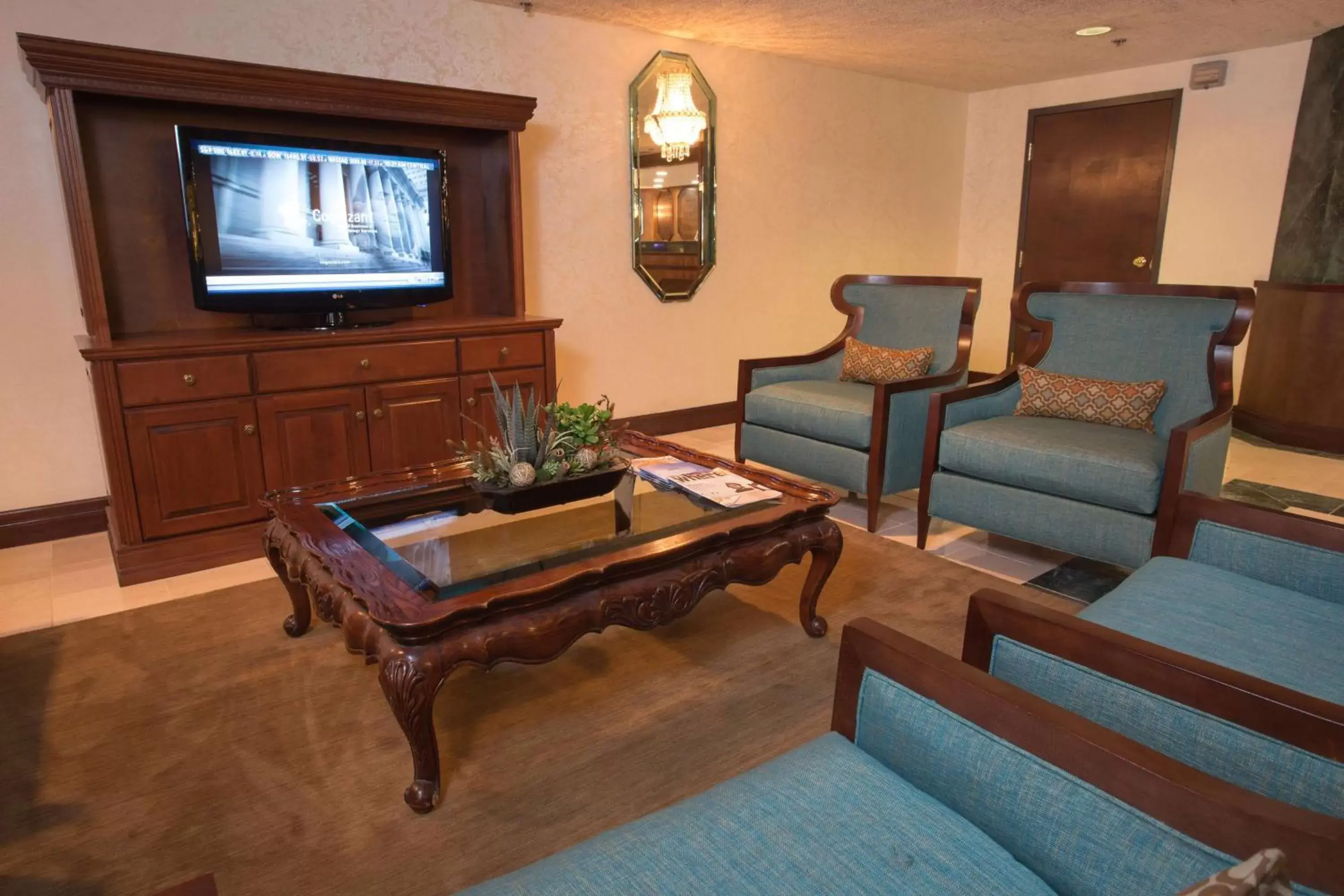 Lobby or reception, Seating Area in Drury Inn & Suites St. Louis Convention Center