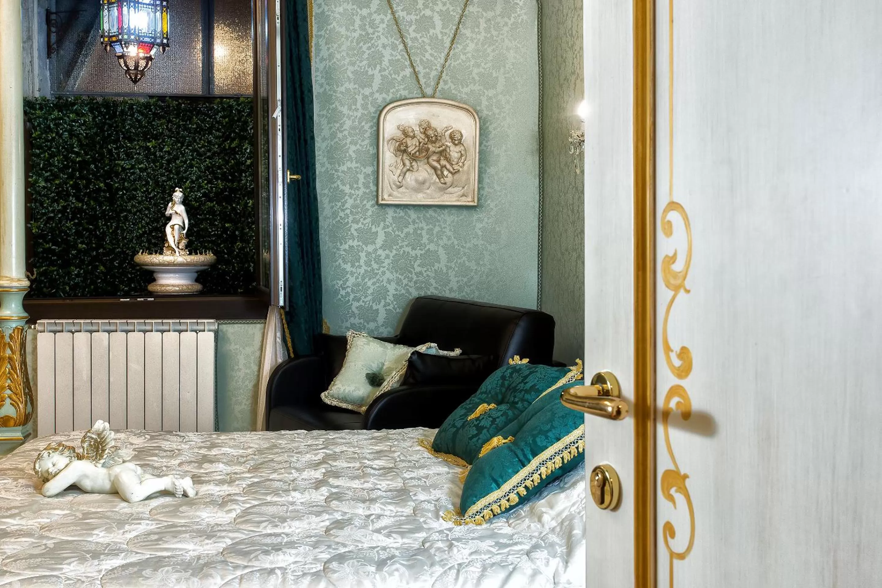 Photo of the whole room in Scalon del Doge