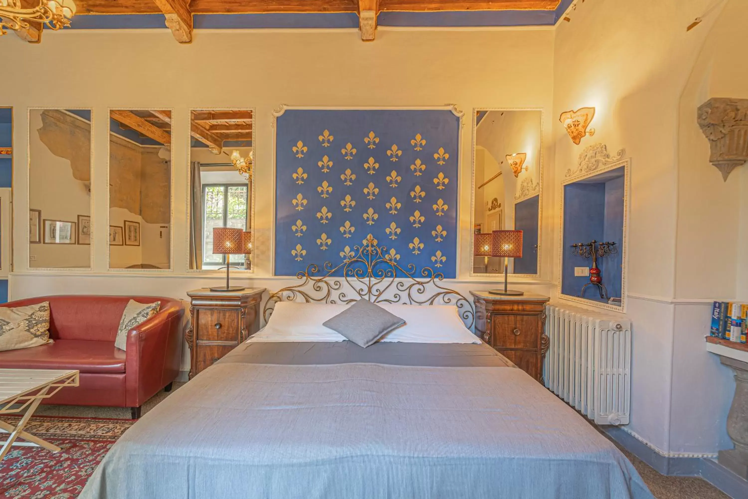 Bed in Relais & Maison Grand Tour