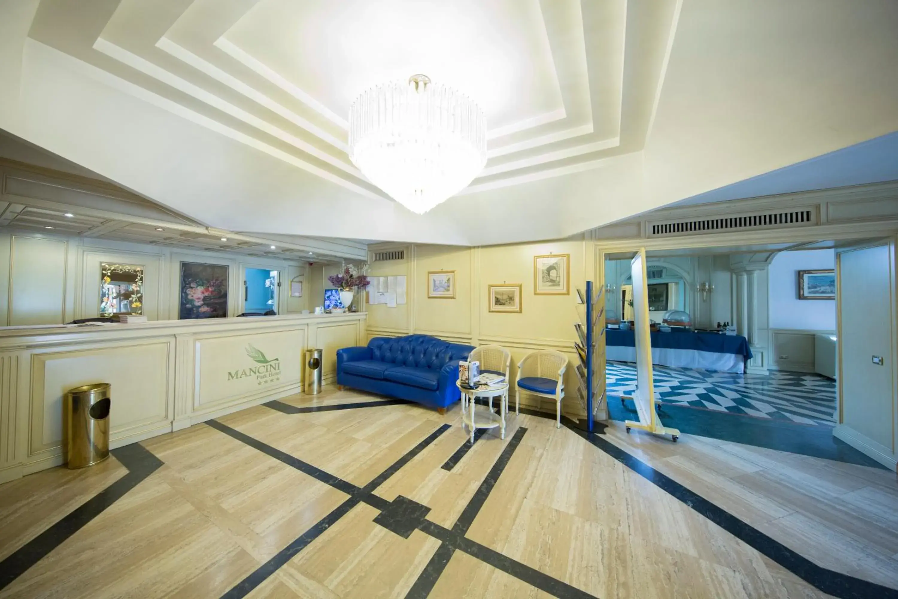 Lobby or reception in Mancini Park Hotel