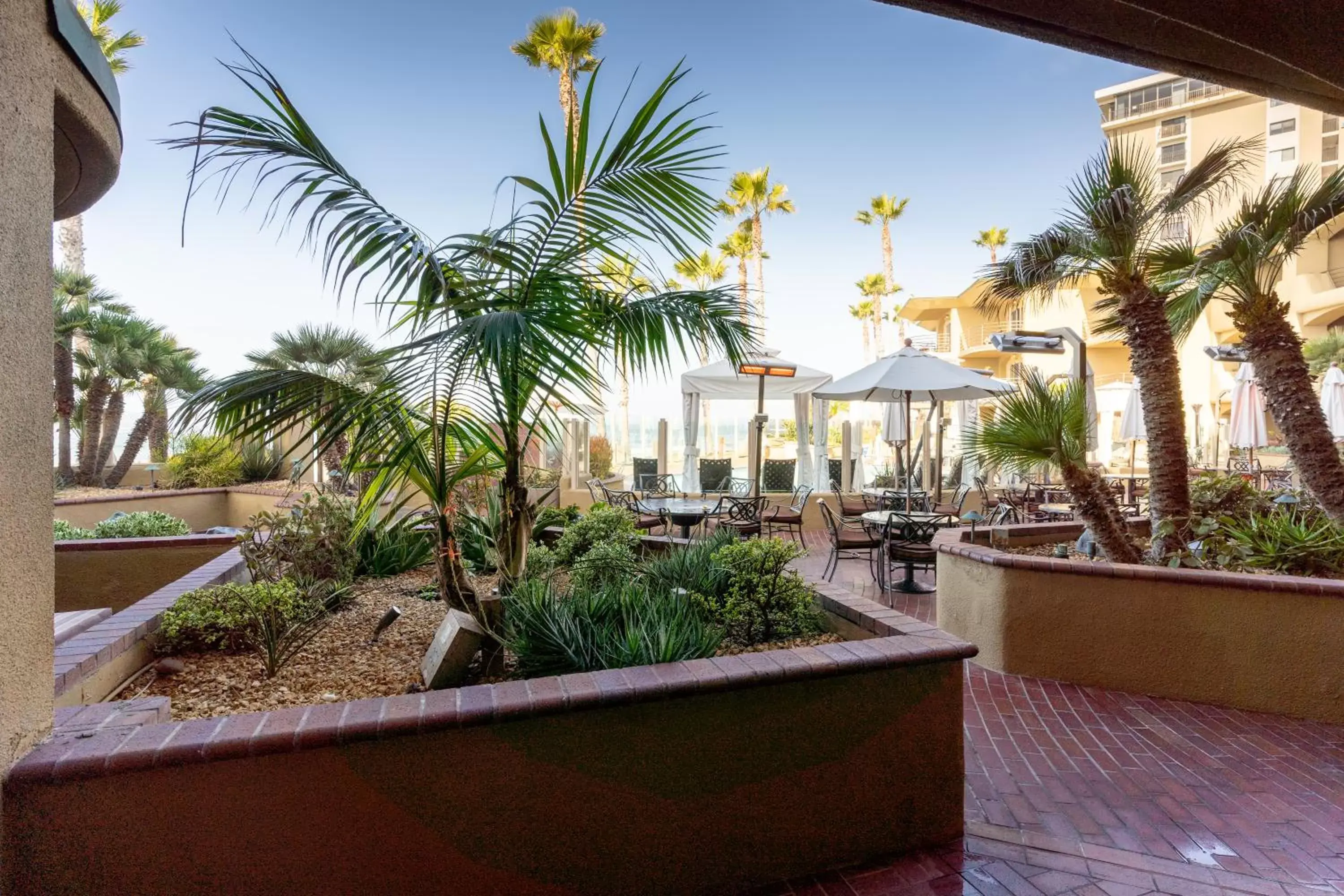 Patio in Pacific Terrace Hotel