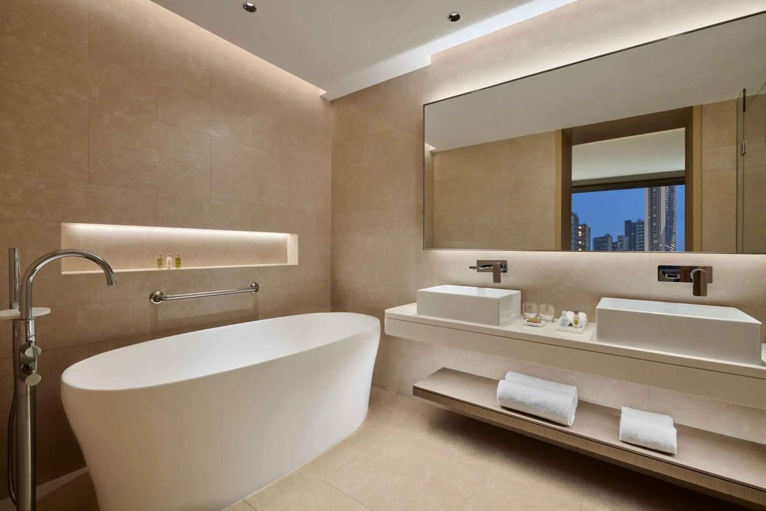 Bathroom in Hilton Garden Inn Shenzhen Guangming