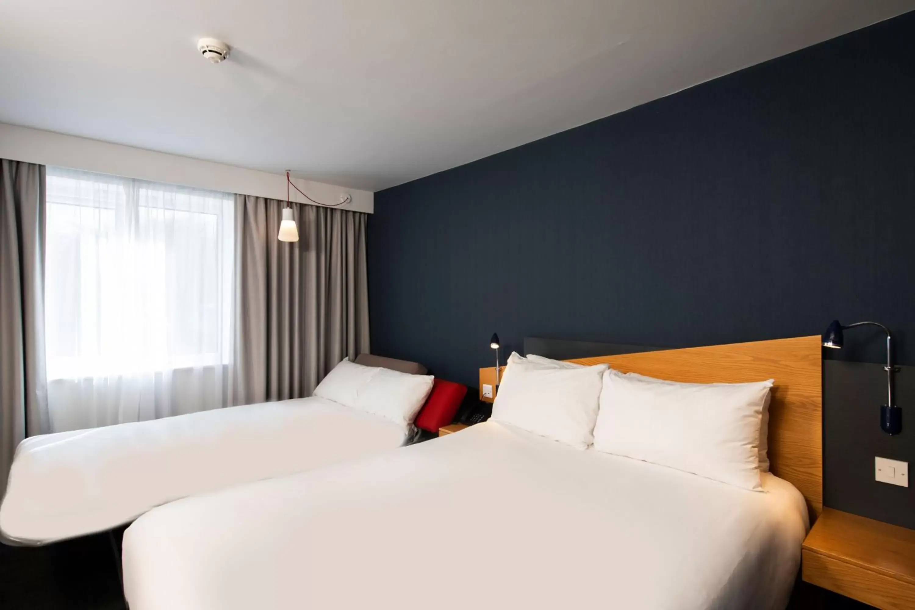 Bedroom, Bed in Holiday Inn Express Lichfield, an IHG Hotel