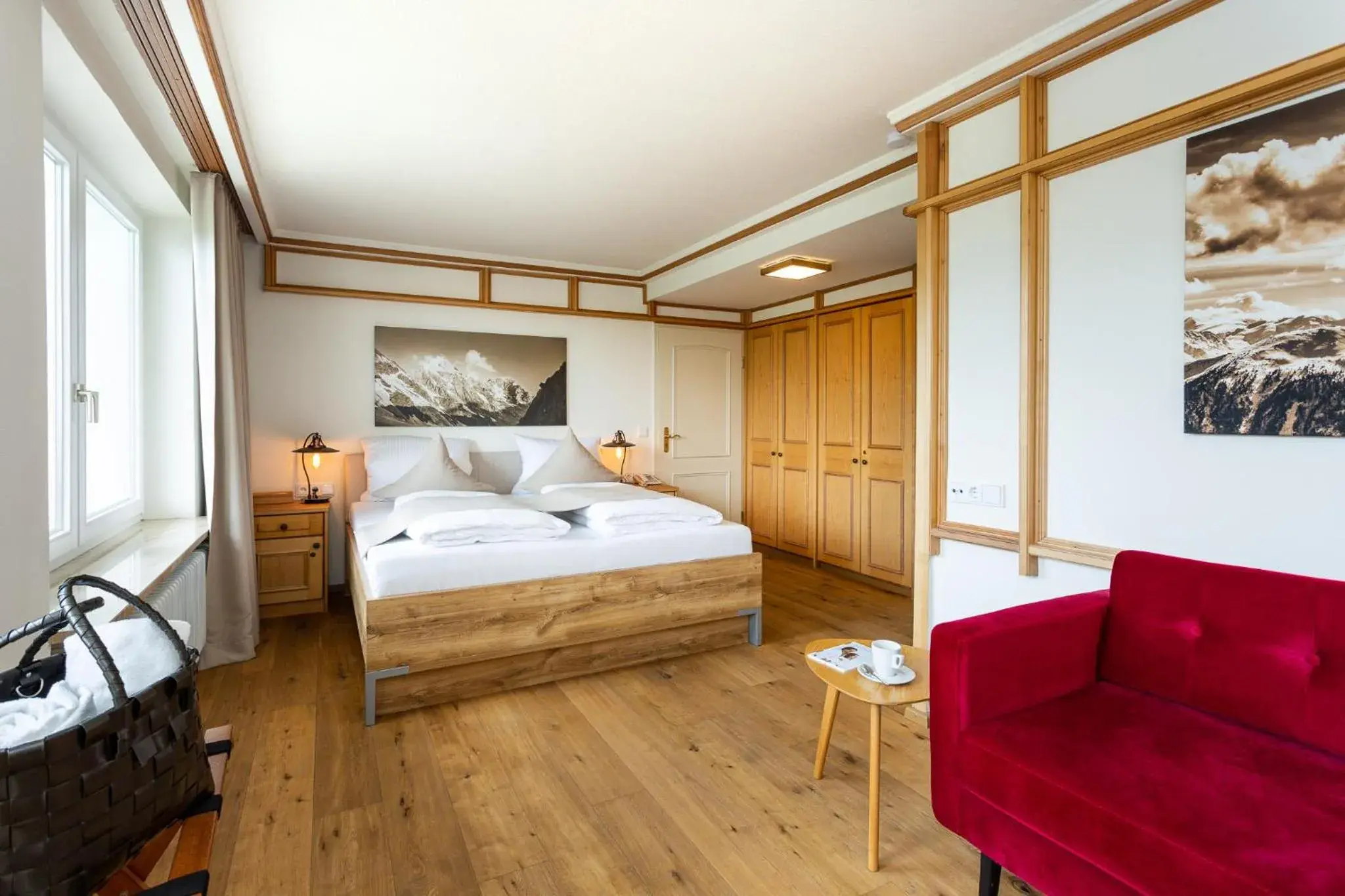 Photo of the whole room, Bed in Das Parkhotel