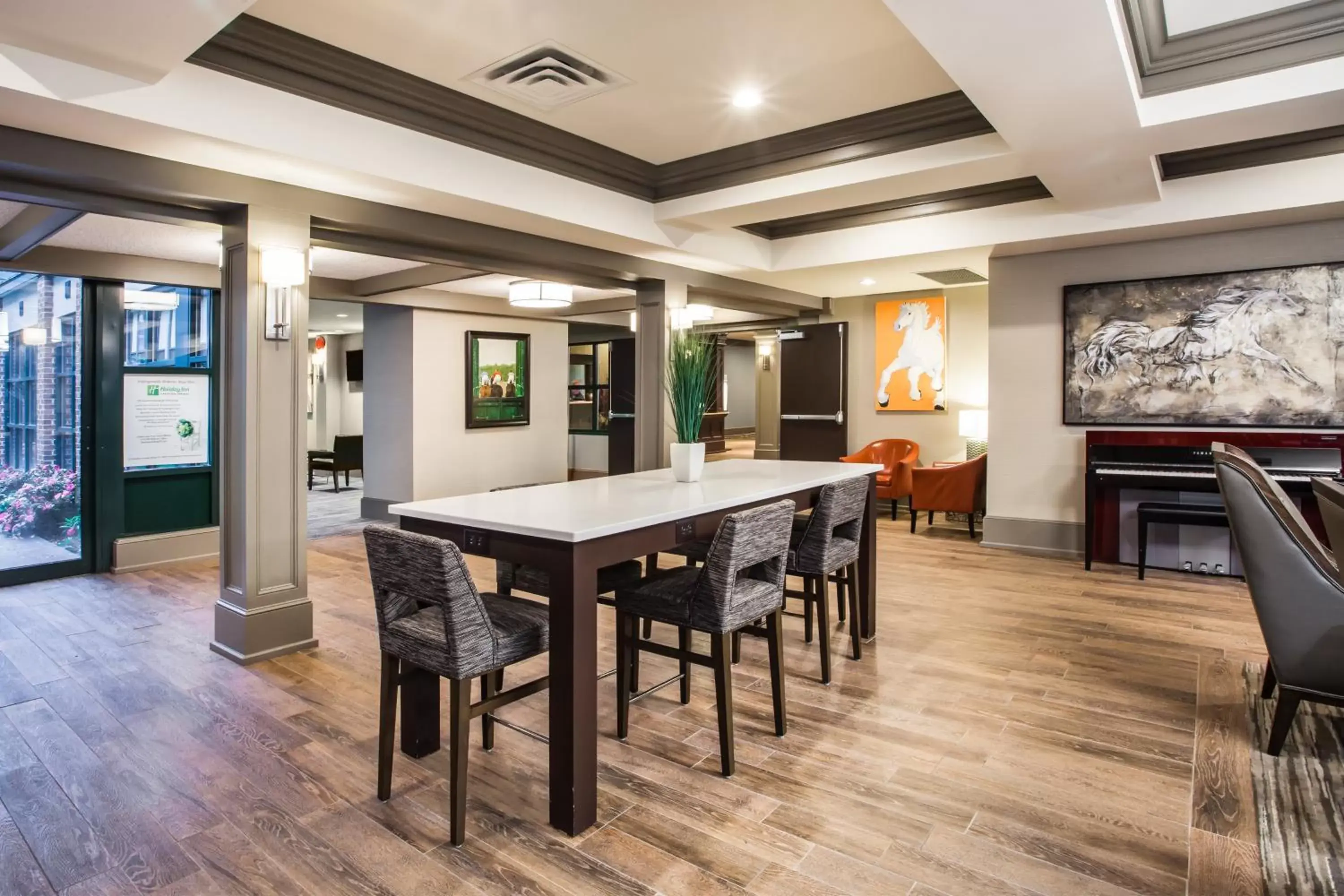 Property building in Holiday Inn Saratoga Springs by IHG Property building in Holiday Inn Saratoga Springs by IHG