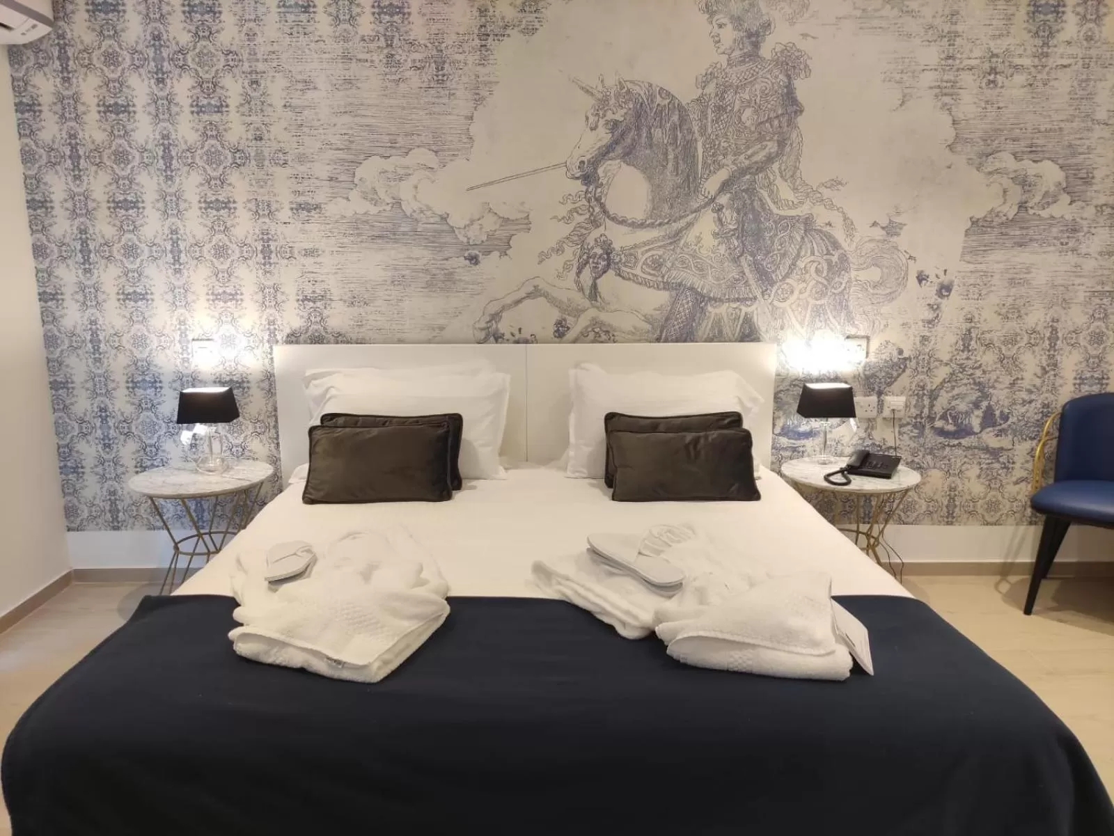 Bed in The G Hotel by JL