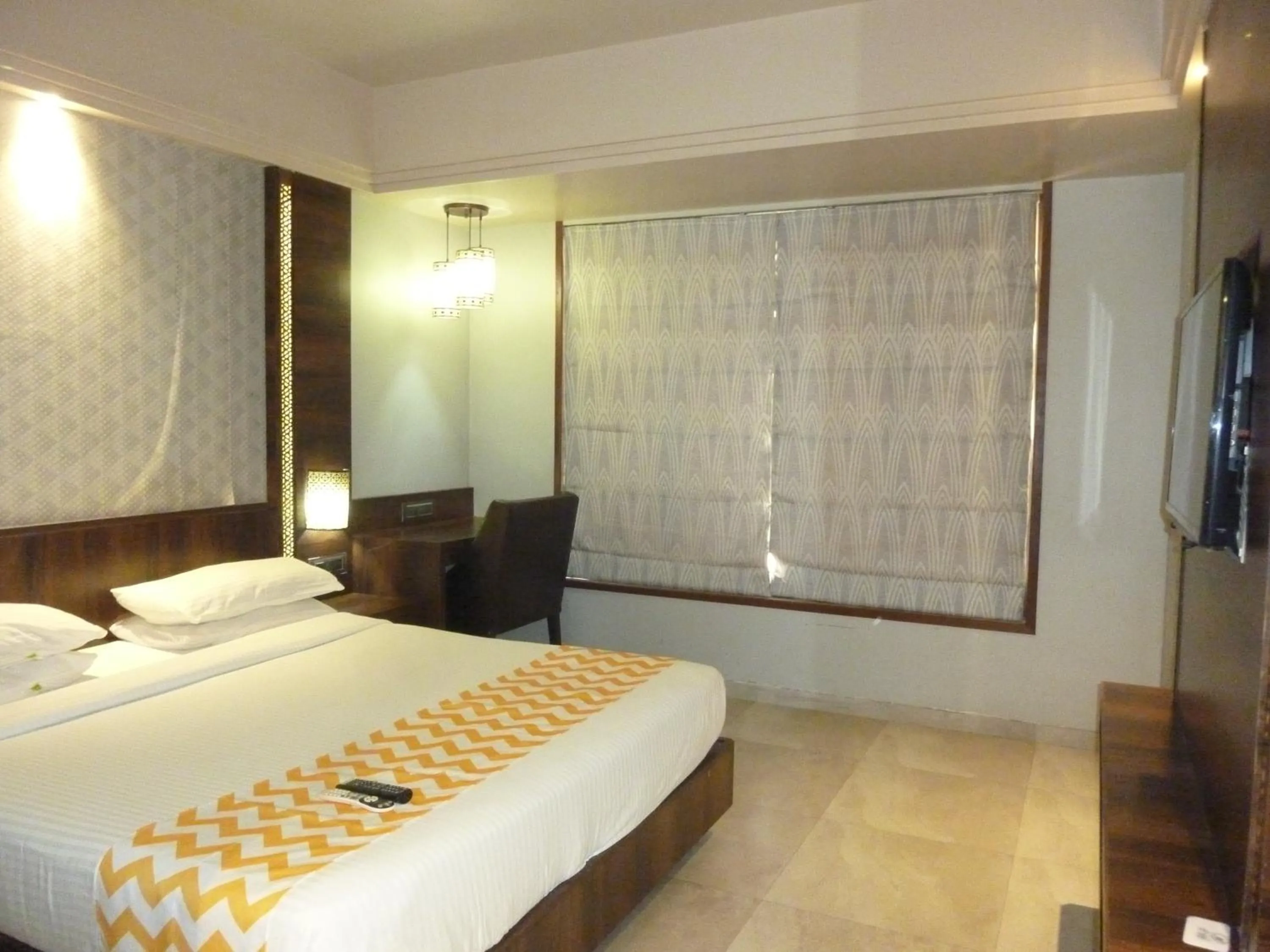 Photo of the whole room in Hotel New Bengal