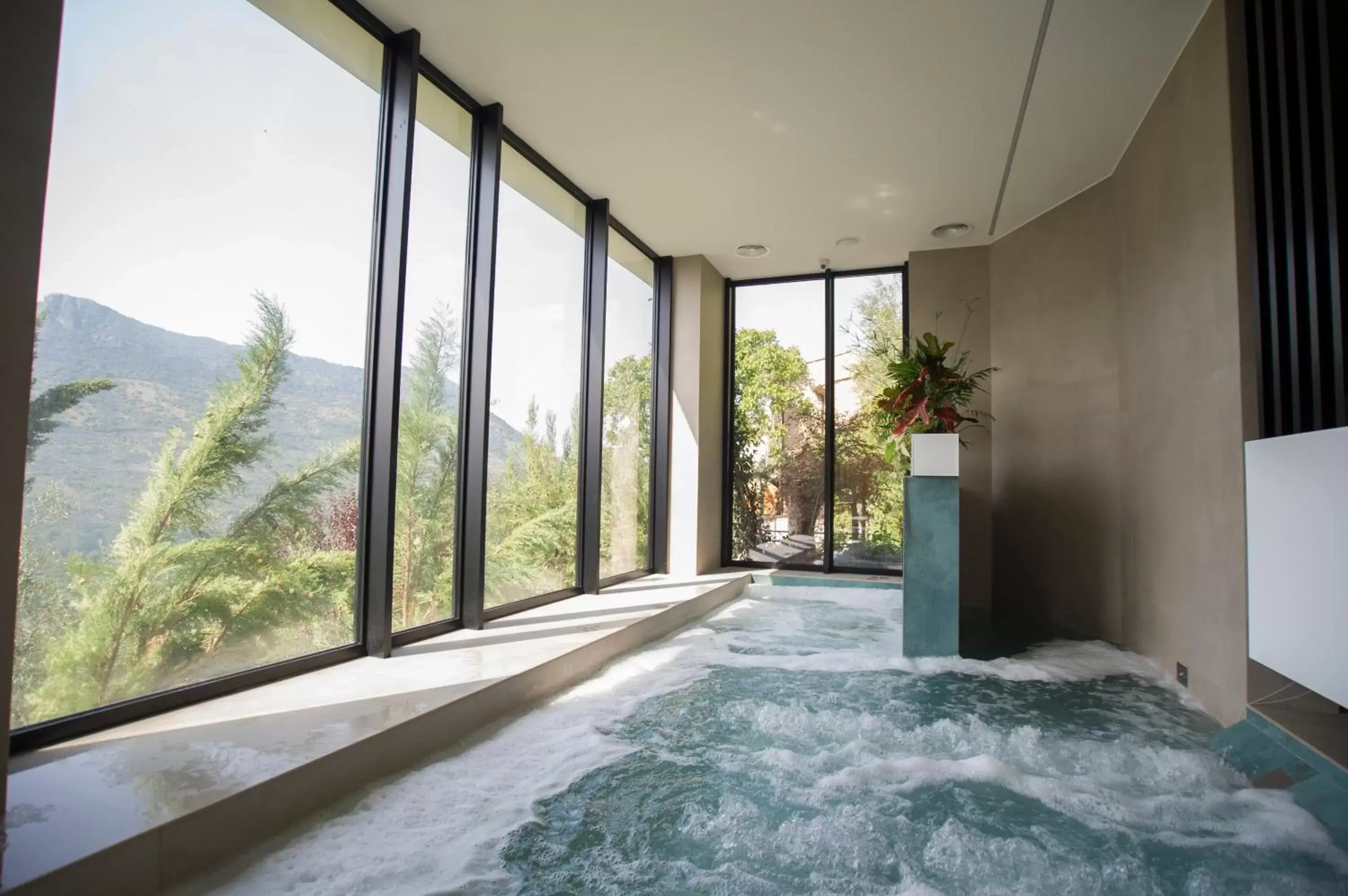 Hot Tub in Vytae Spa & Resort