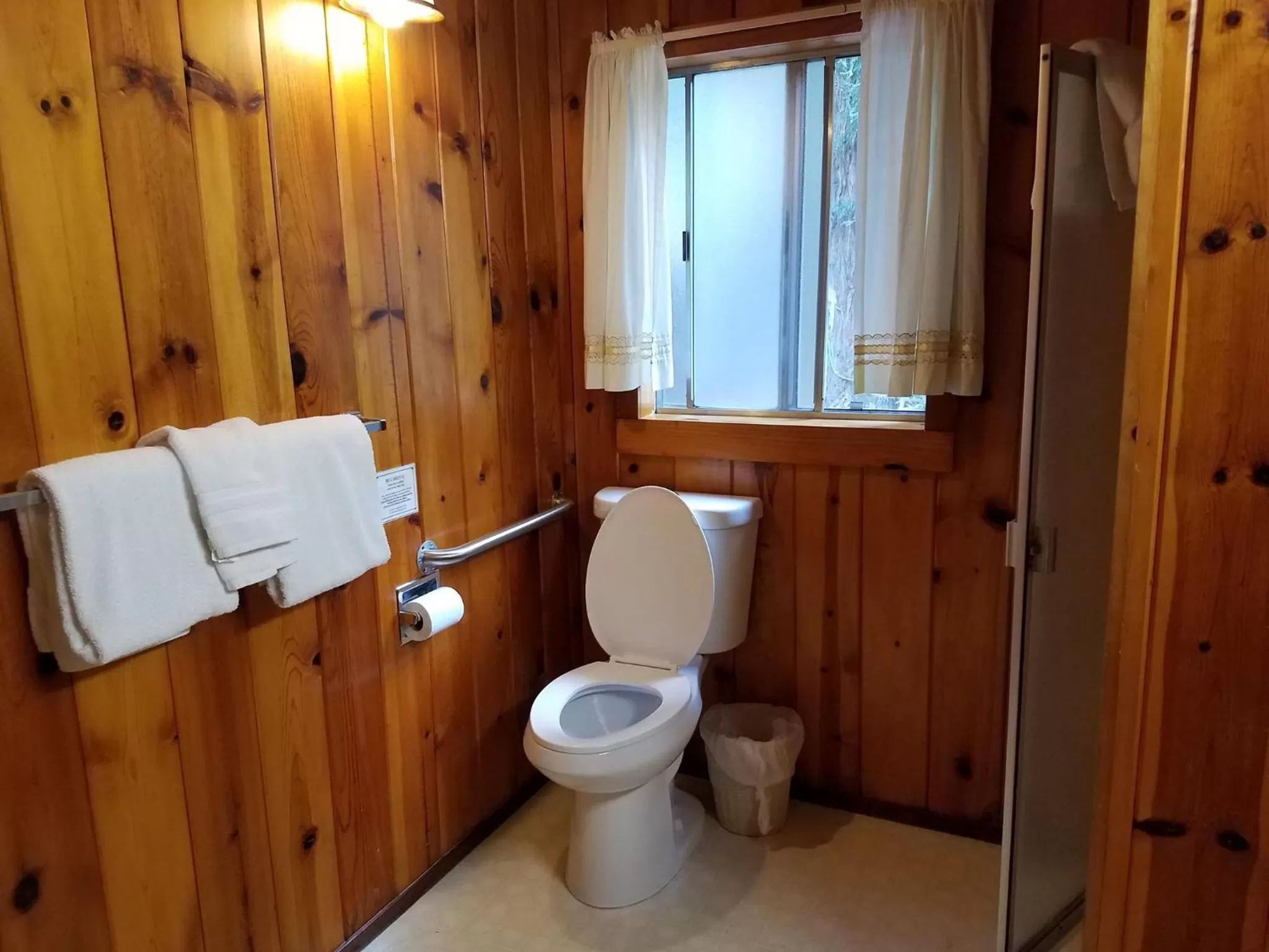 Toilet, Bathroom in Fern River Resort