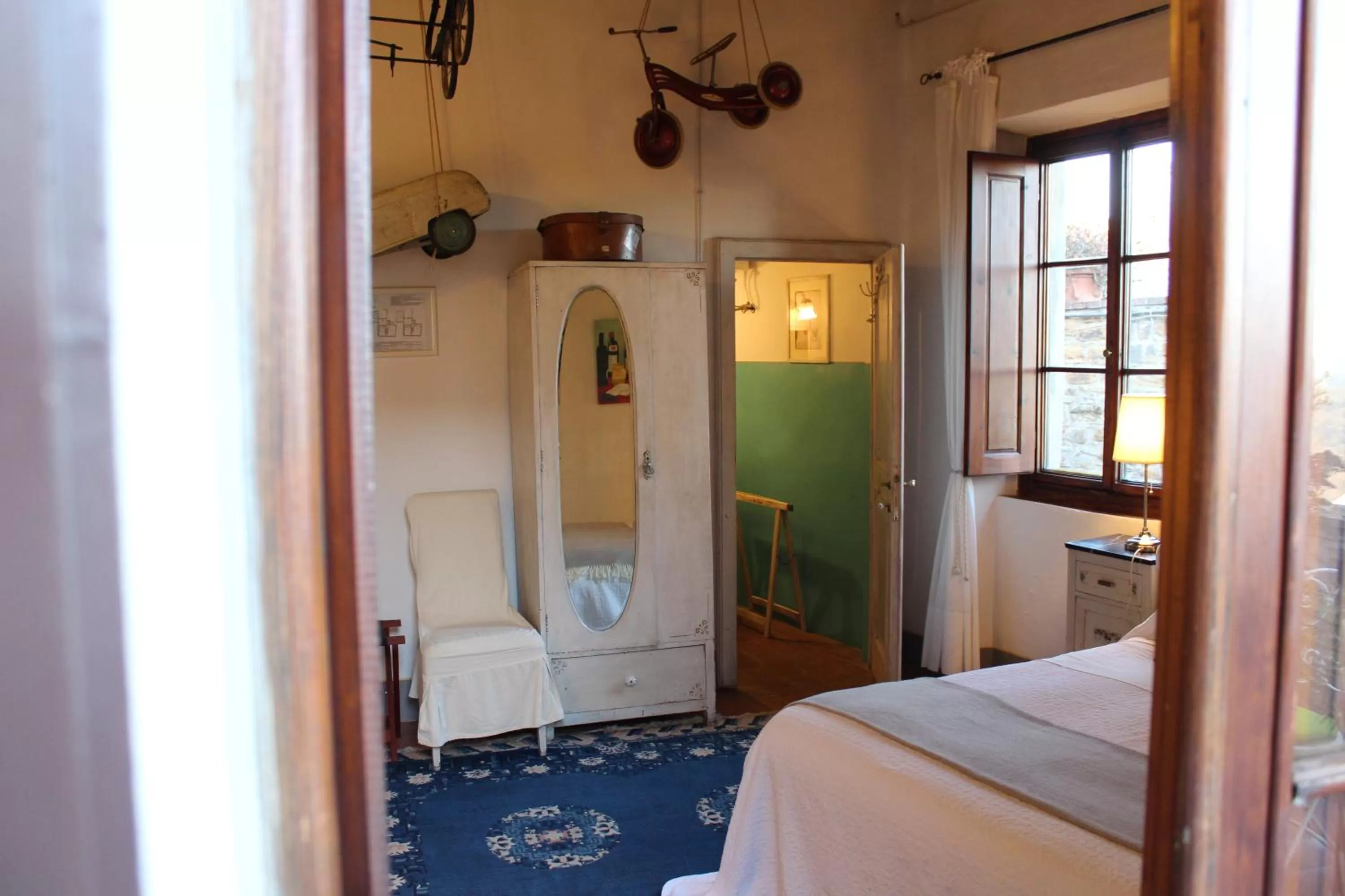 Decorative detail, Bed in Le Terrazze Del Chianti b&b Residenza d'Epoca e di Charme