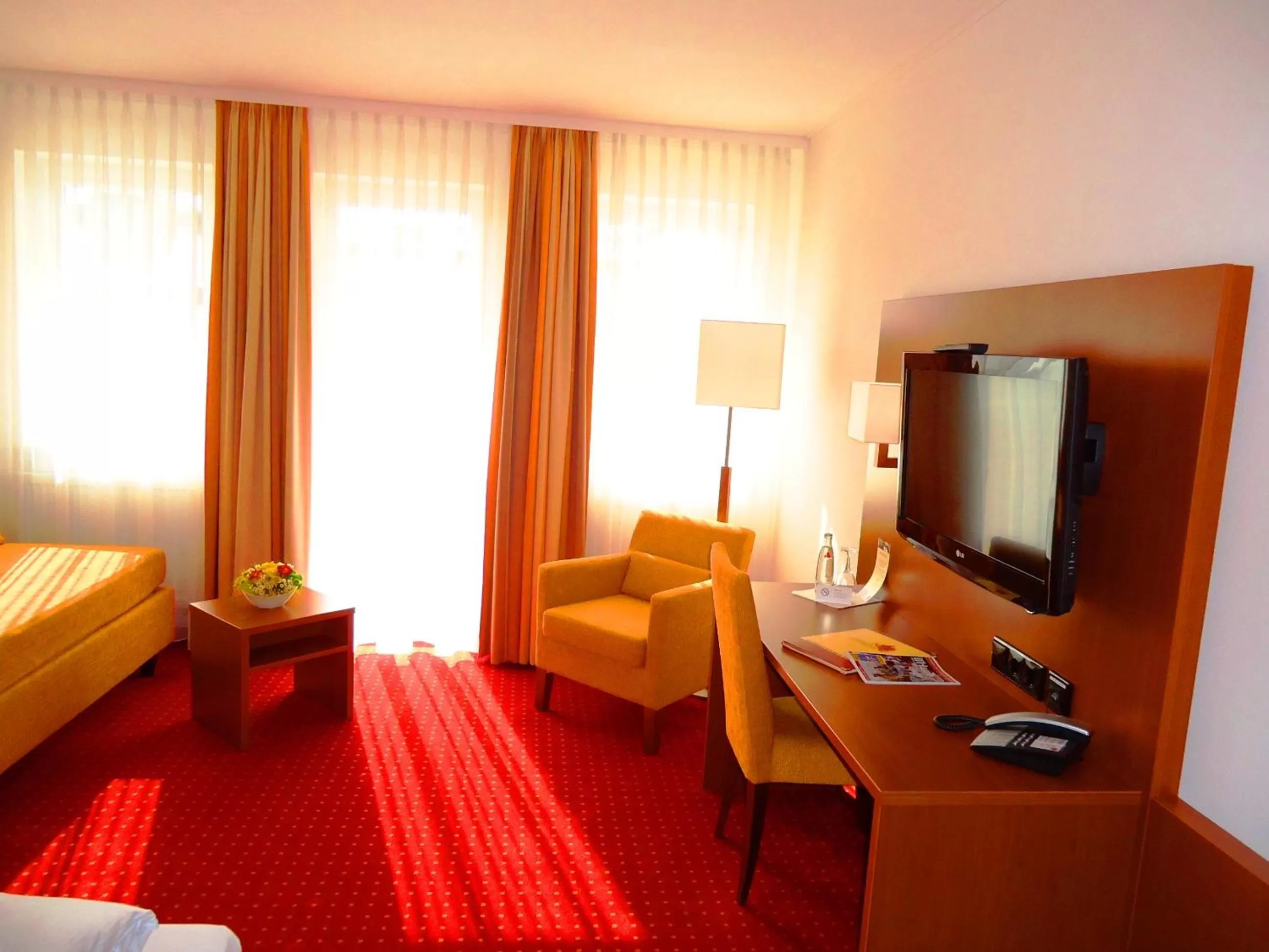 TV and multimedia, Bed in Hotel Gasthof Posthalter