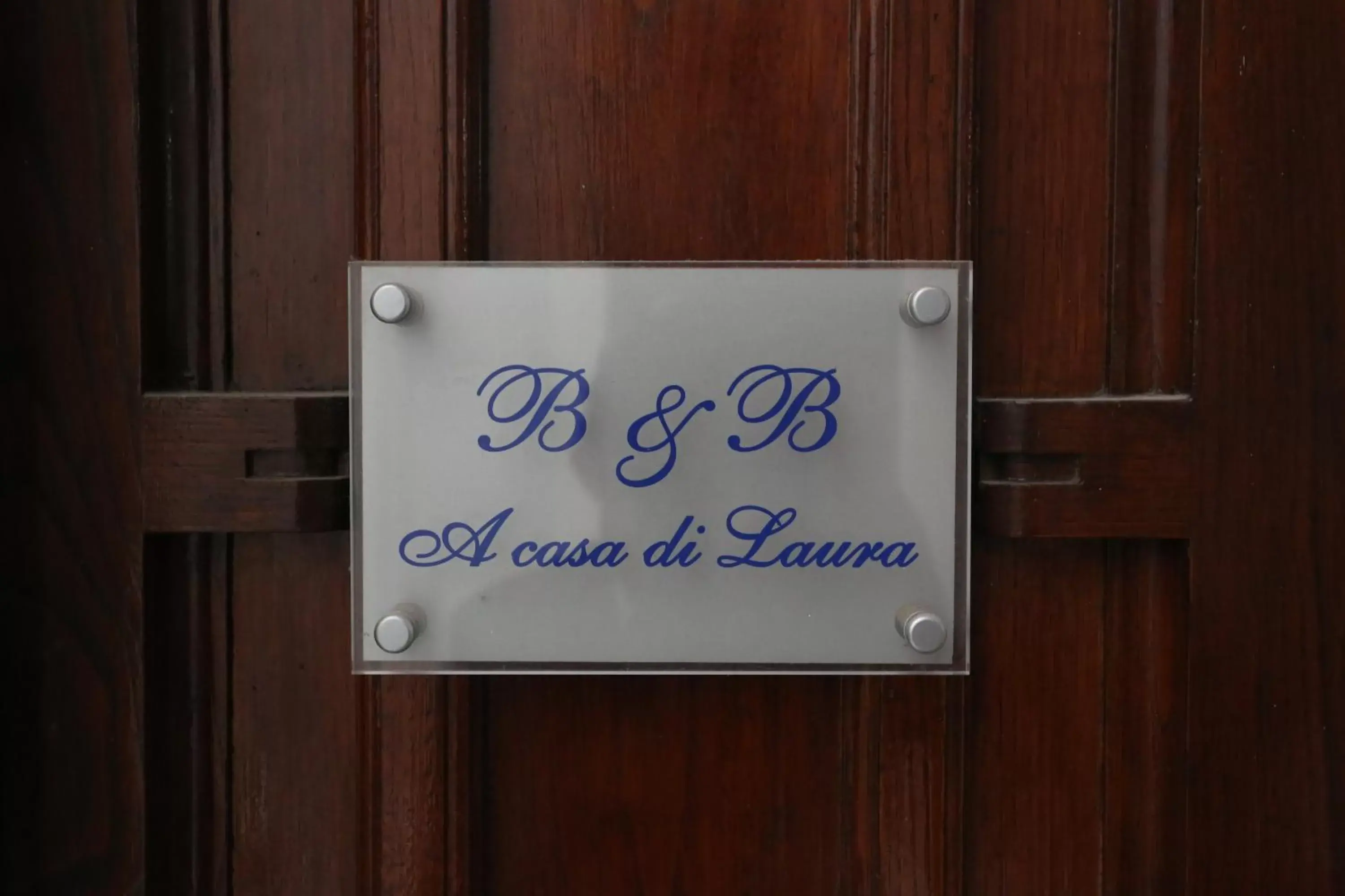 Logo/Certificate/Sign in A Casa Di Laura
