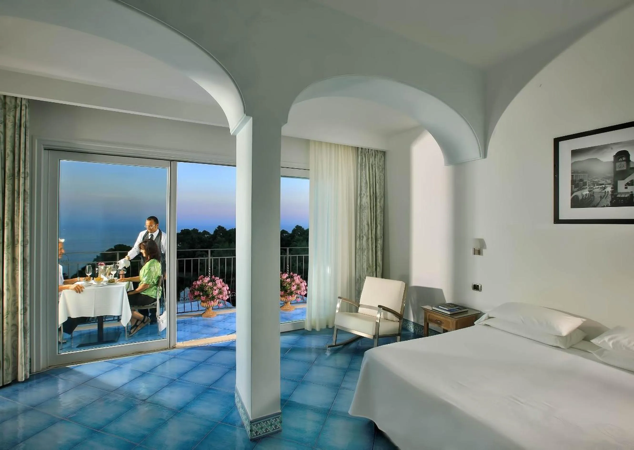 Balcony/Terrace, Bed in Hotel La Floridiana