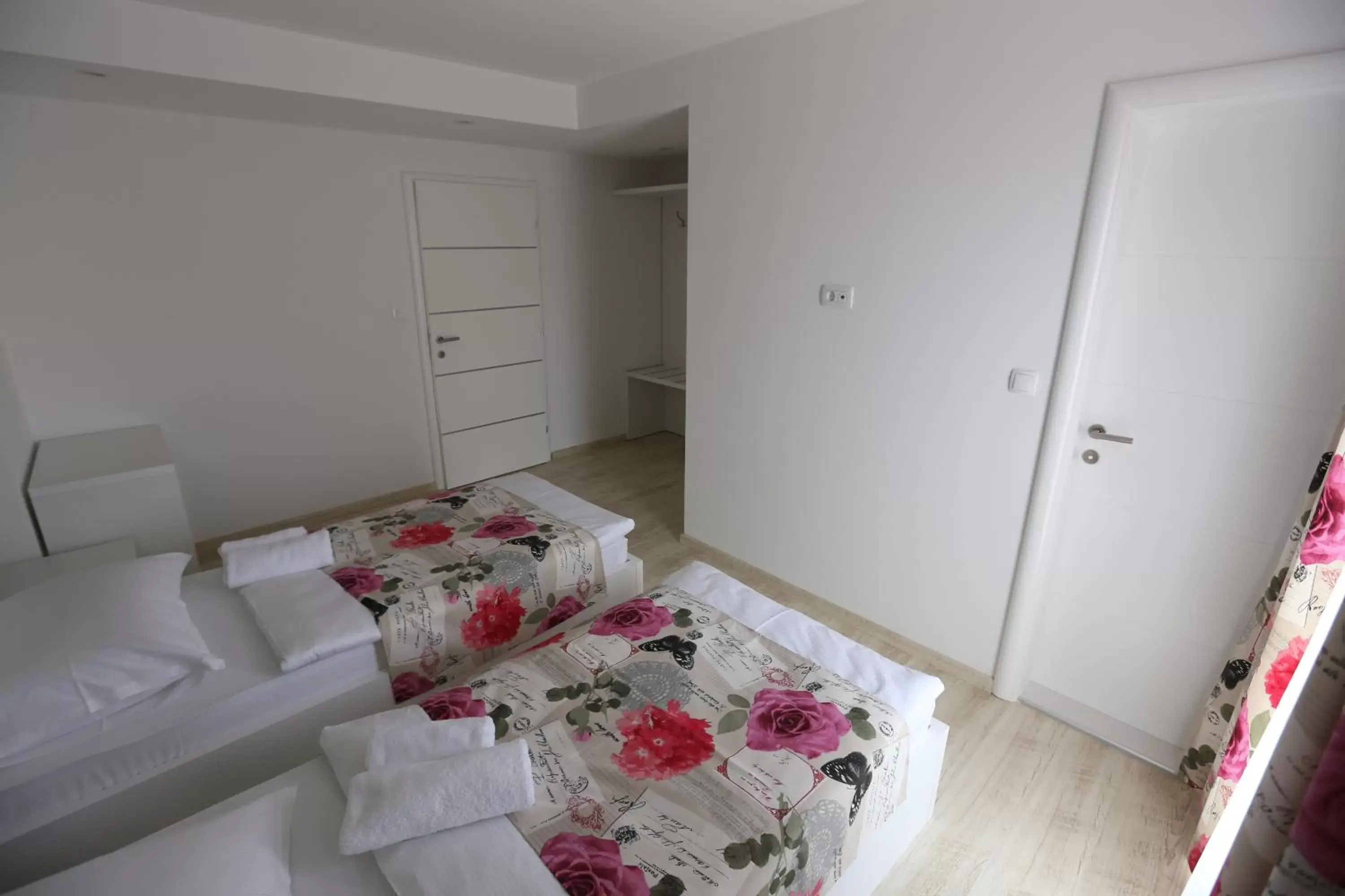 Comfort Double or Twin Room (1 Adult) - single occupancy in Villa Flowers Comfort Double or Twin Room (1 Adult) - single occupancy in Villa Flowers