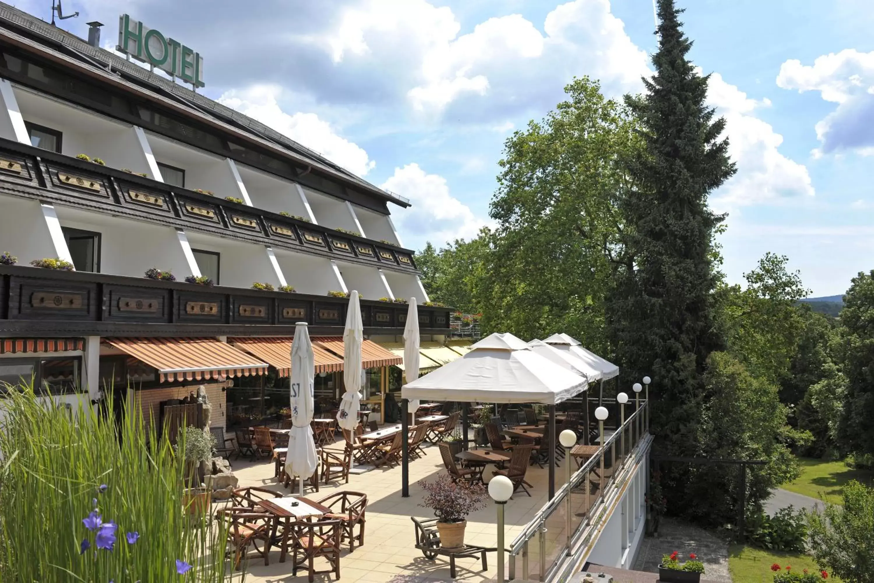 Balcony/Terrace, Property Building in Hotel Bergschlößchen