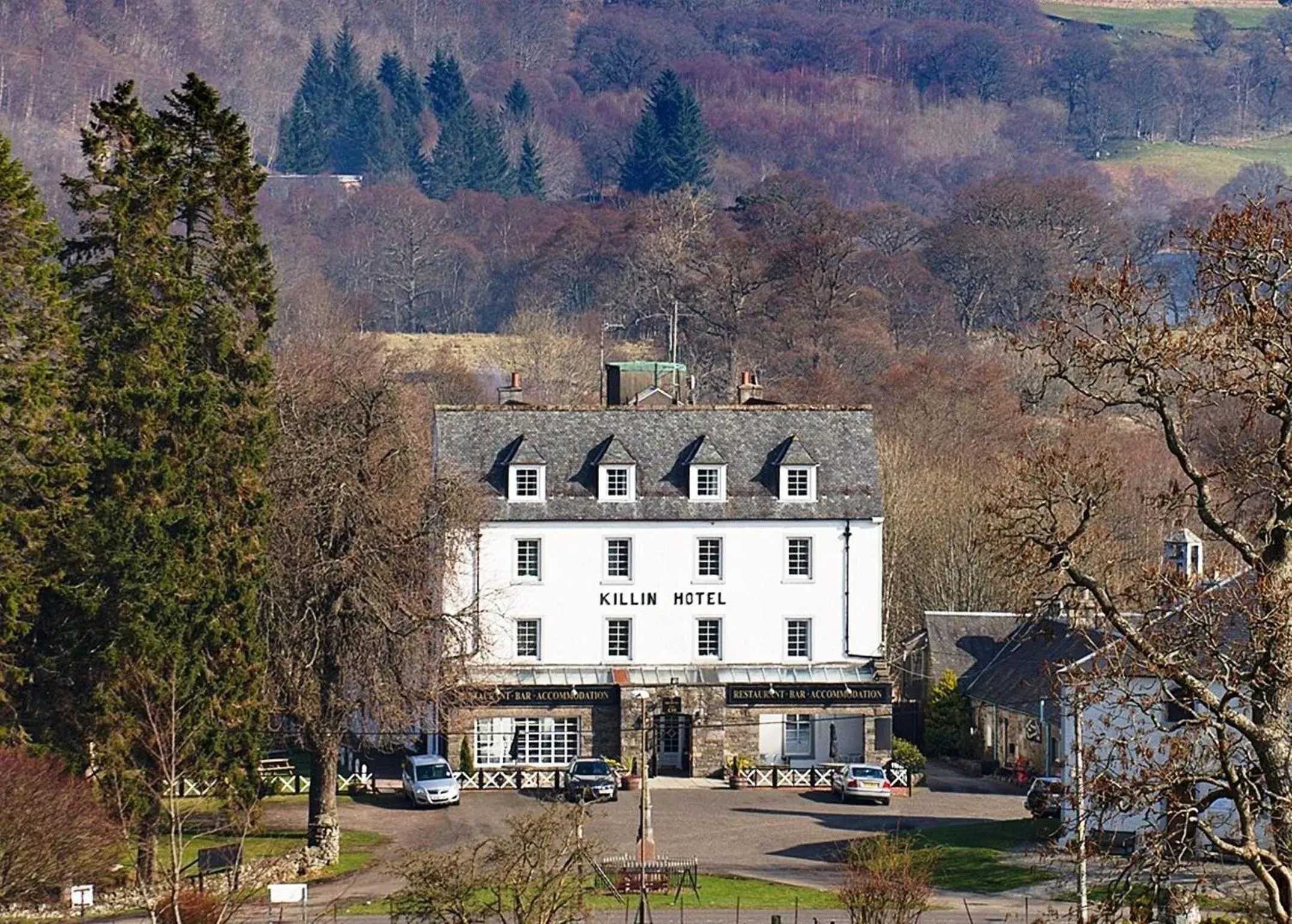 Facade/entrance, Property Building in Killin Hotel