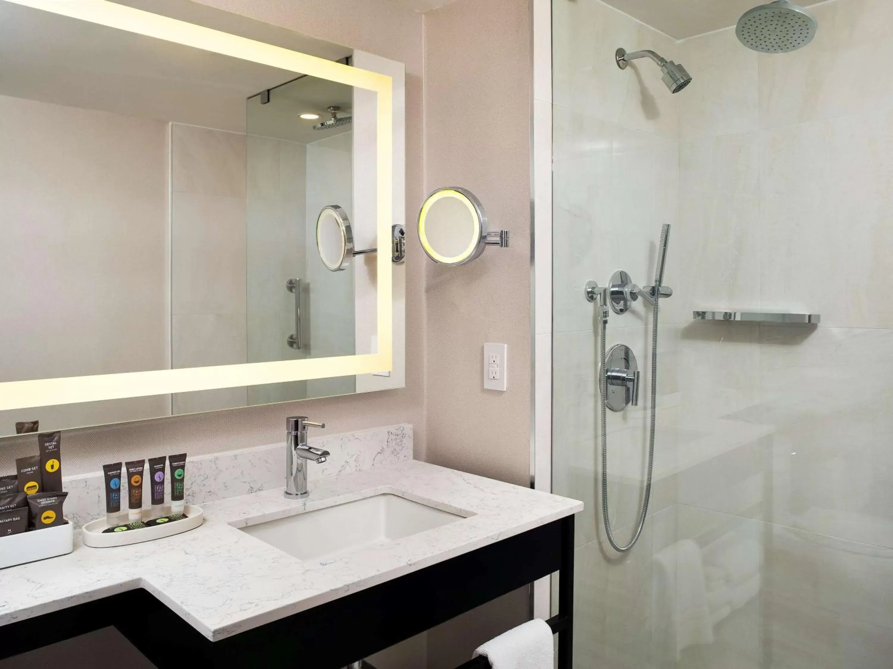 Photo of the whole room, Bathroom in The Novotel Toronto Centre