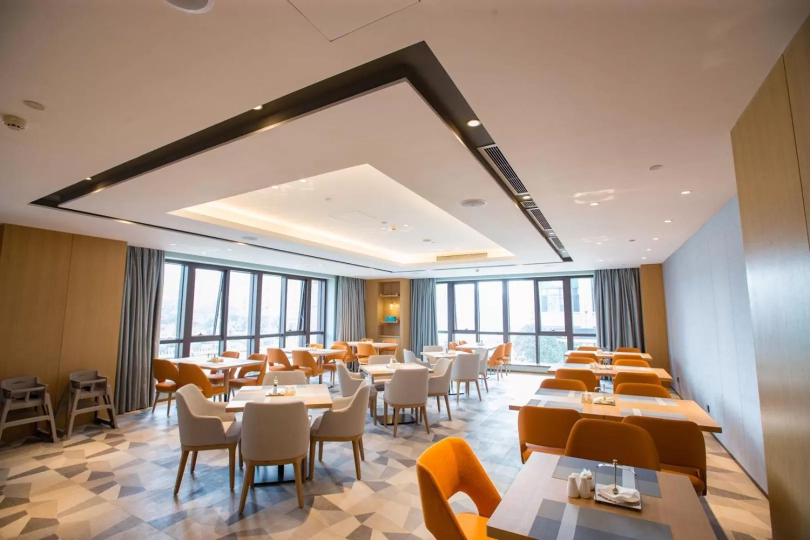 Restaurant/Places to Eat in Shama Serviced Apartments Zijingang Hangzhou