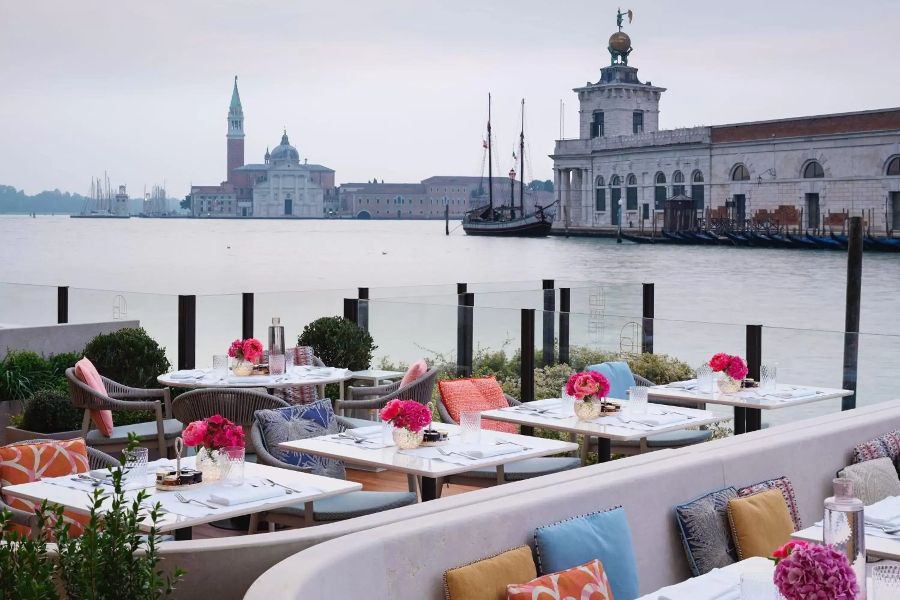 Restaurant/places to eat in The St. Regis Venice