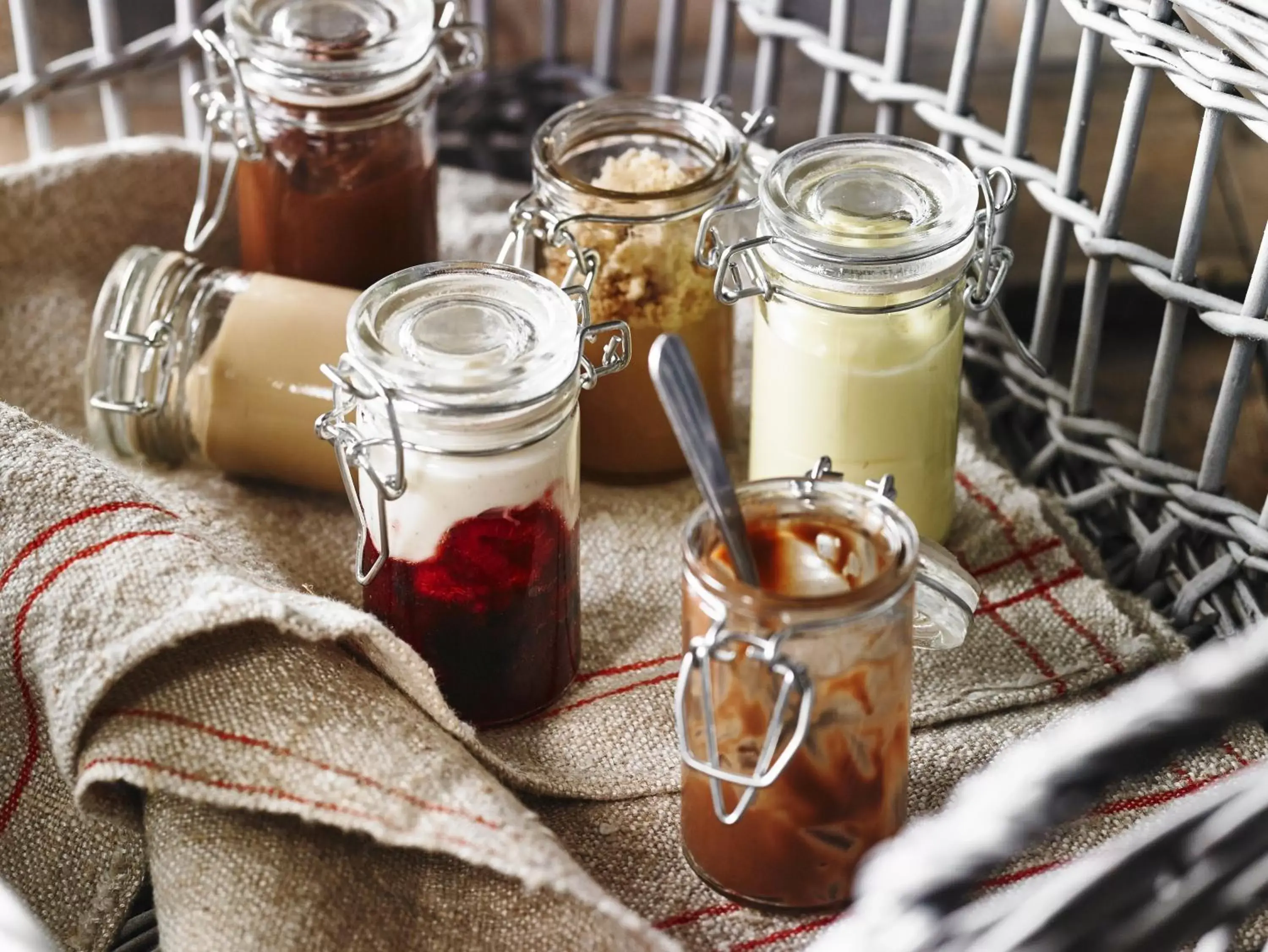 Restaurant/places to eat in Holiday Inn Hotel & Suites Calgary South - Conference Ctr by IHG Restaurant/places to eat in Holiday Inn Hotel & Suites Calgary South - Conference Ctr by IHG